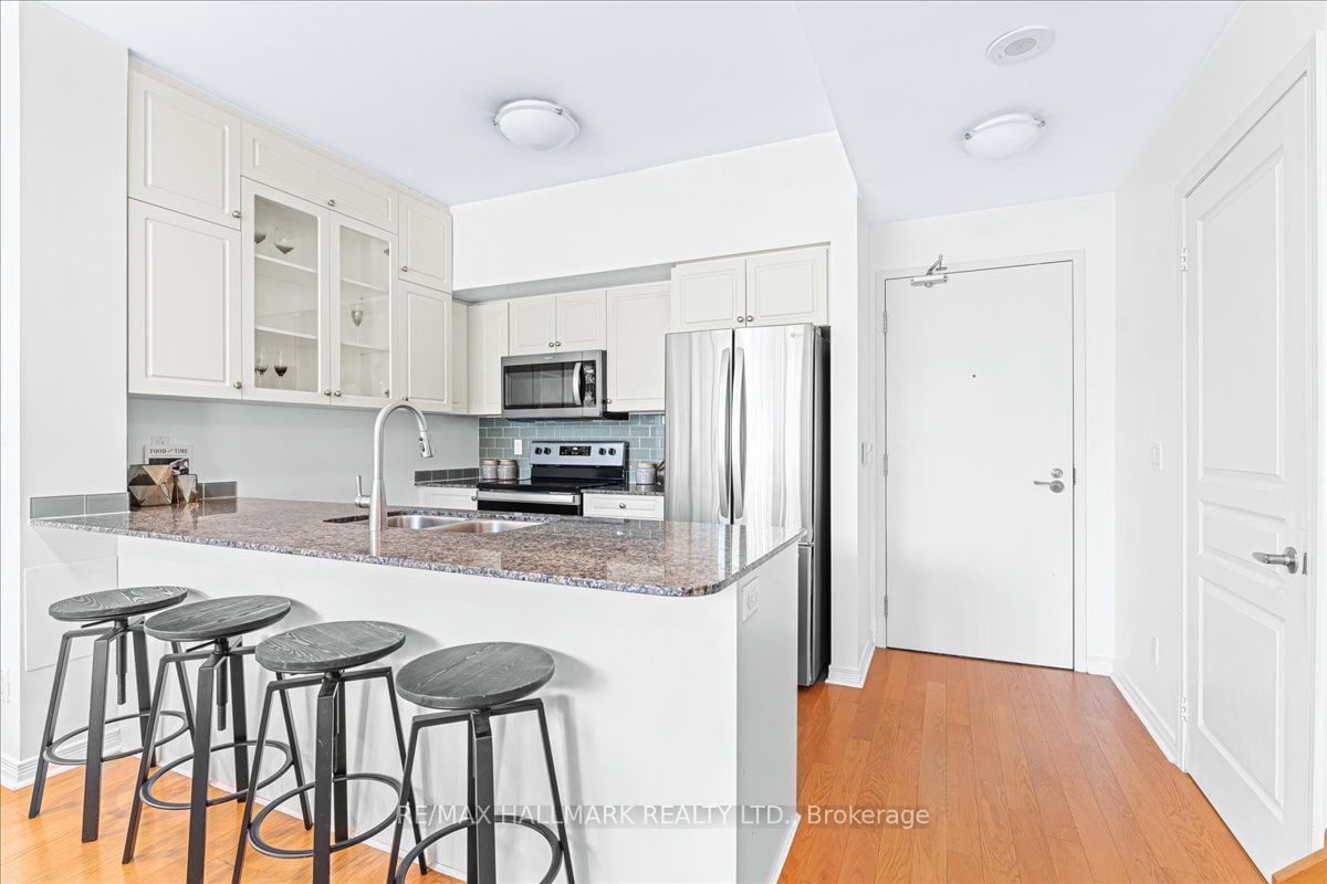 15 Legion Rd, unit 104 for sale - image #4