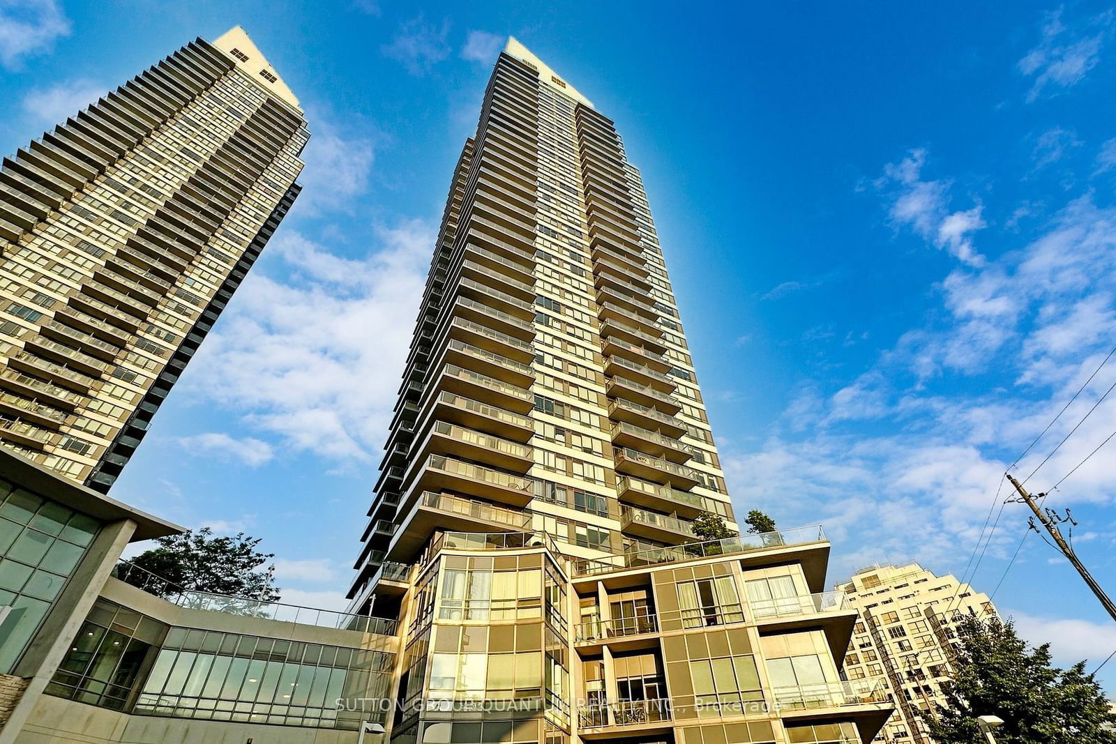 2240 Lake Shore Blvd W, unit 309 for sale - image #1