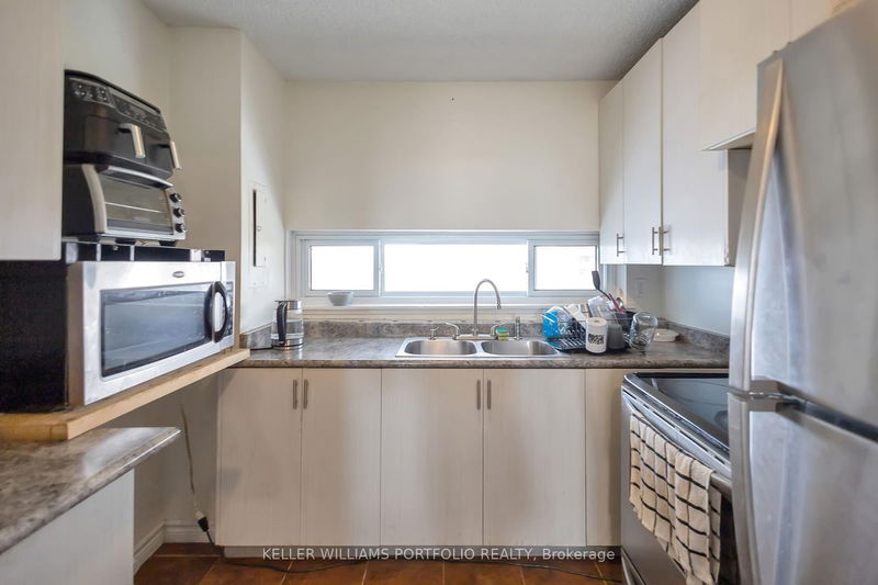 4673 Jane St, unit 707 for sale - image #1