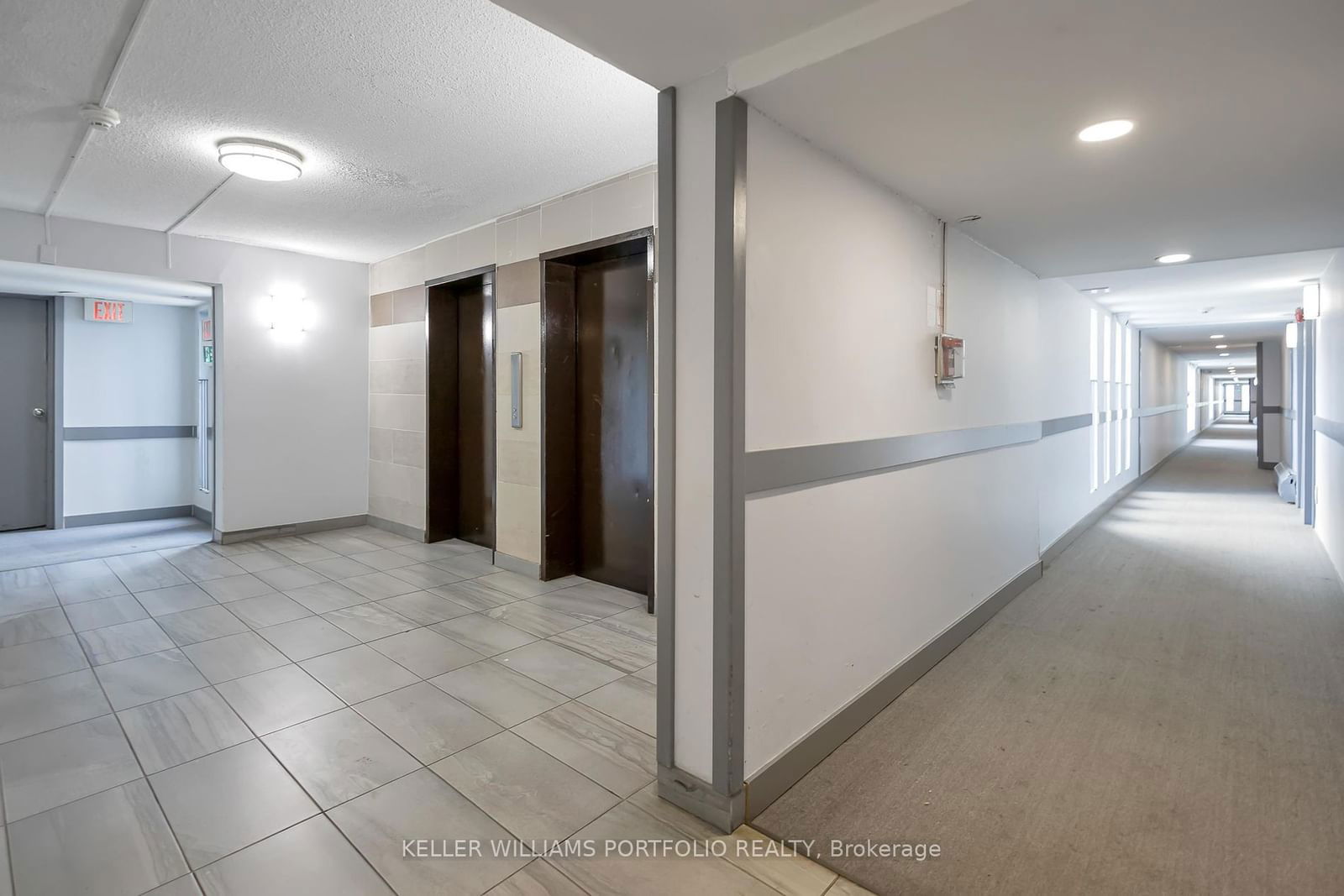 4673 Jane St, unit 707 for sale - image #16