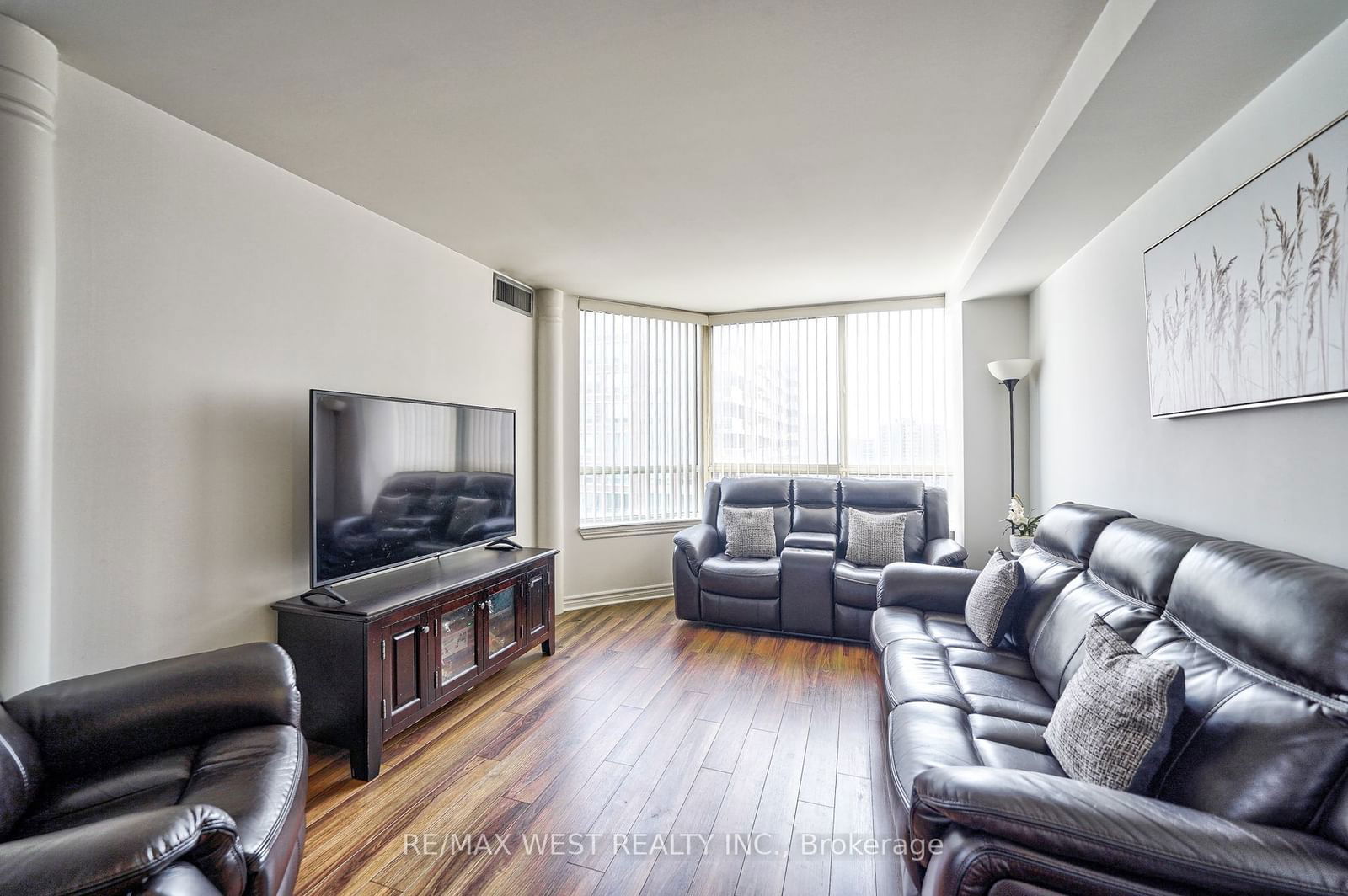 3605 Kariya Dr, unit 1504 for sale - image #7