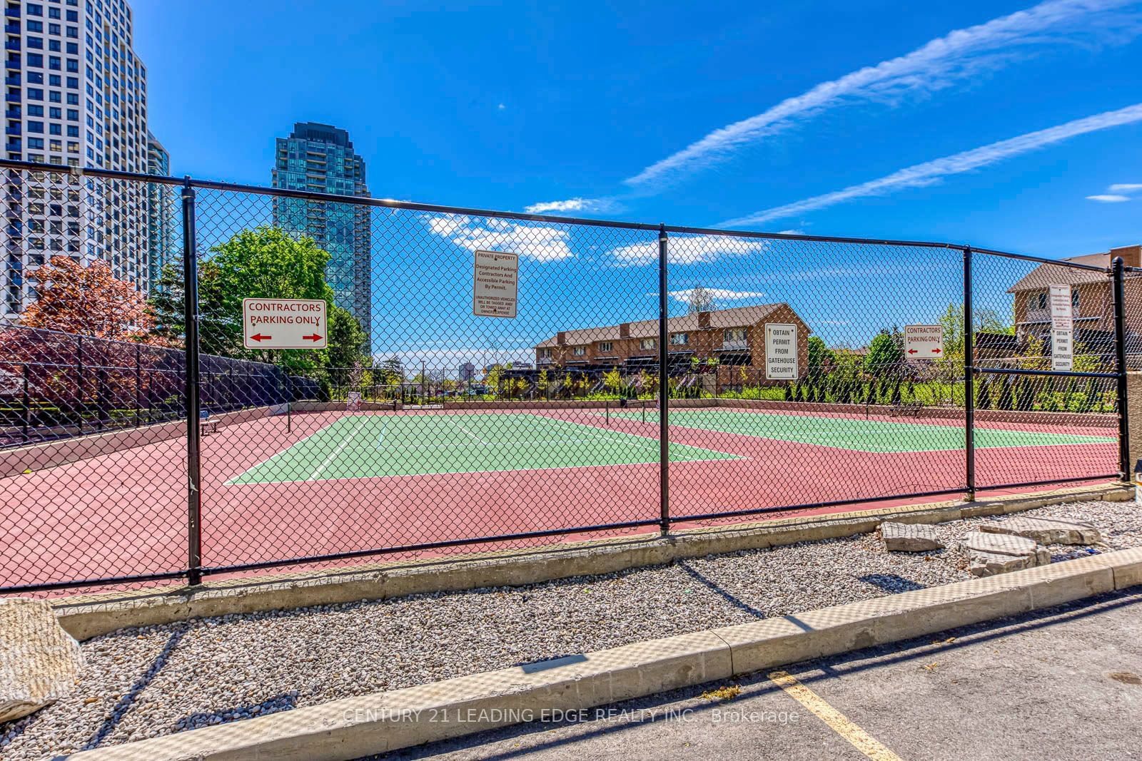 The Towne Condos, Mississauga, Toronto