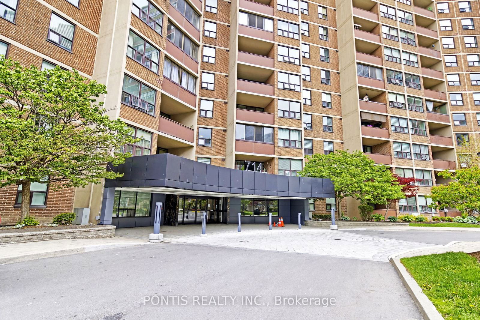 714 The West Mall, unit 1512 for sale - image #1