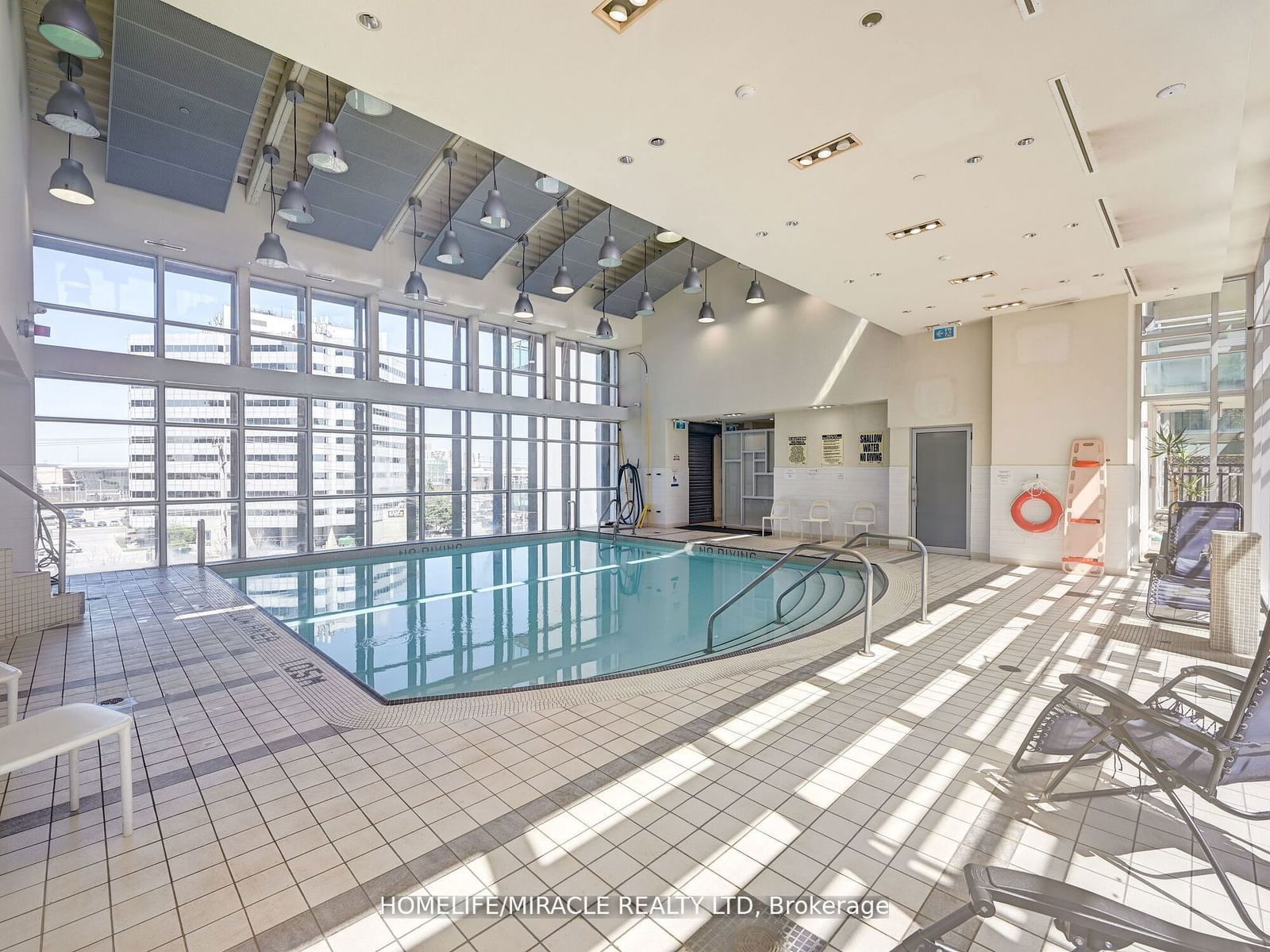 220 Burnhamthorpe Rd W, unit 913 for sale - image #35