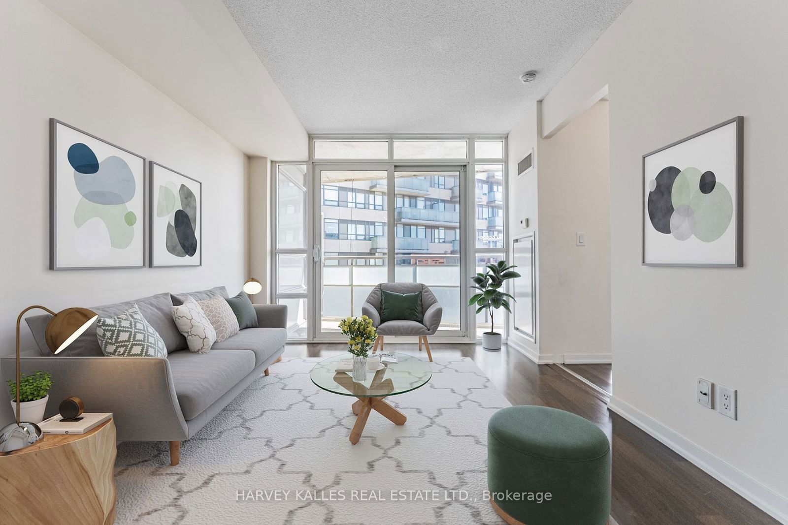 38 Joe Shuster Way, unit 804 for sale - image #2