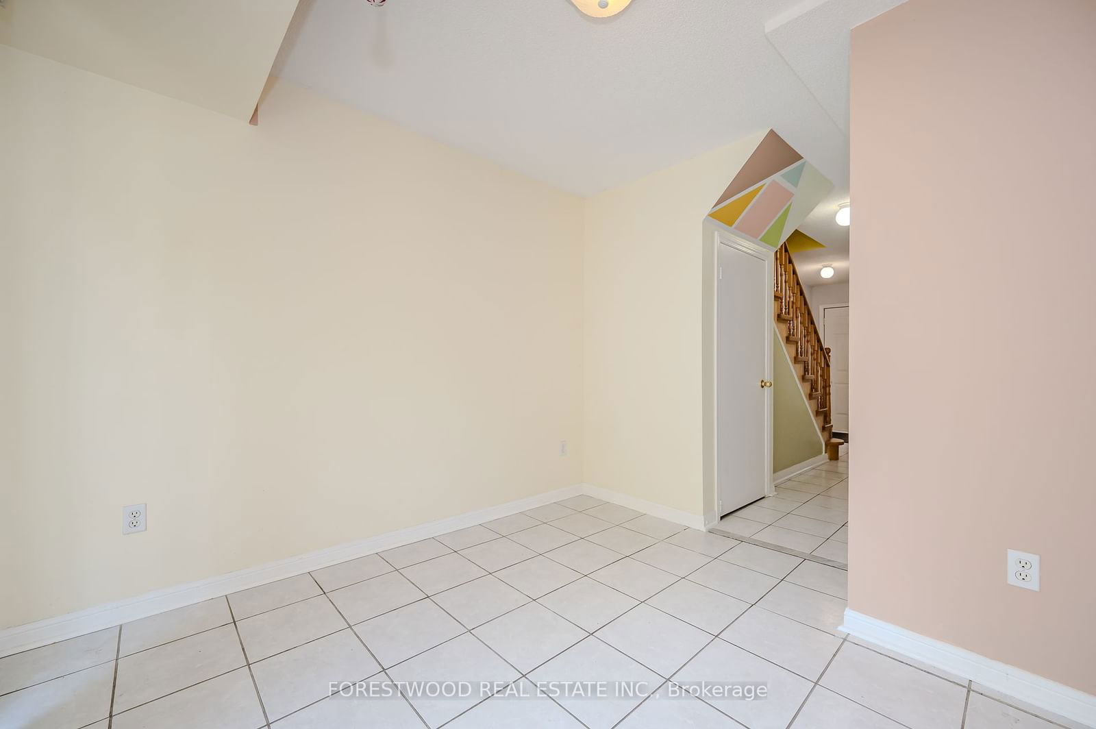 80 Acorn Pl, unit 211 for sale - image #23