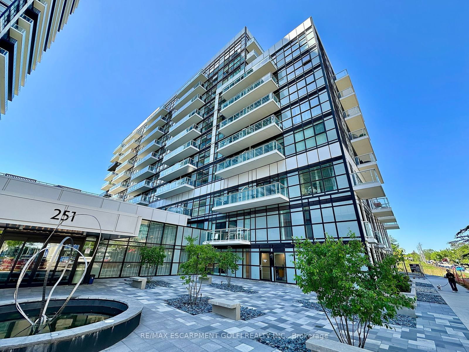 251 Manitoba St, unit 721 for sale - image #1