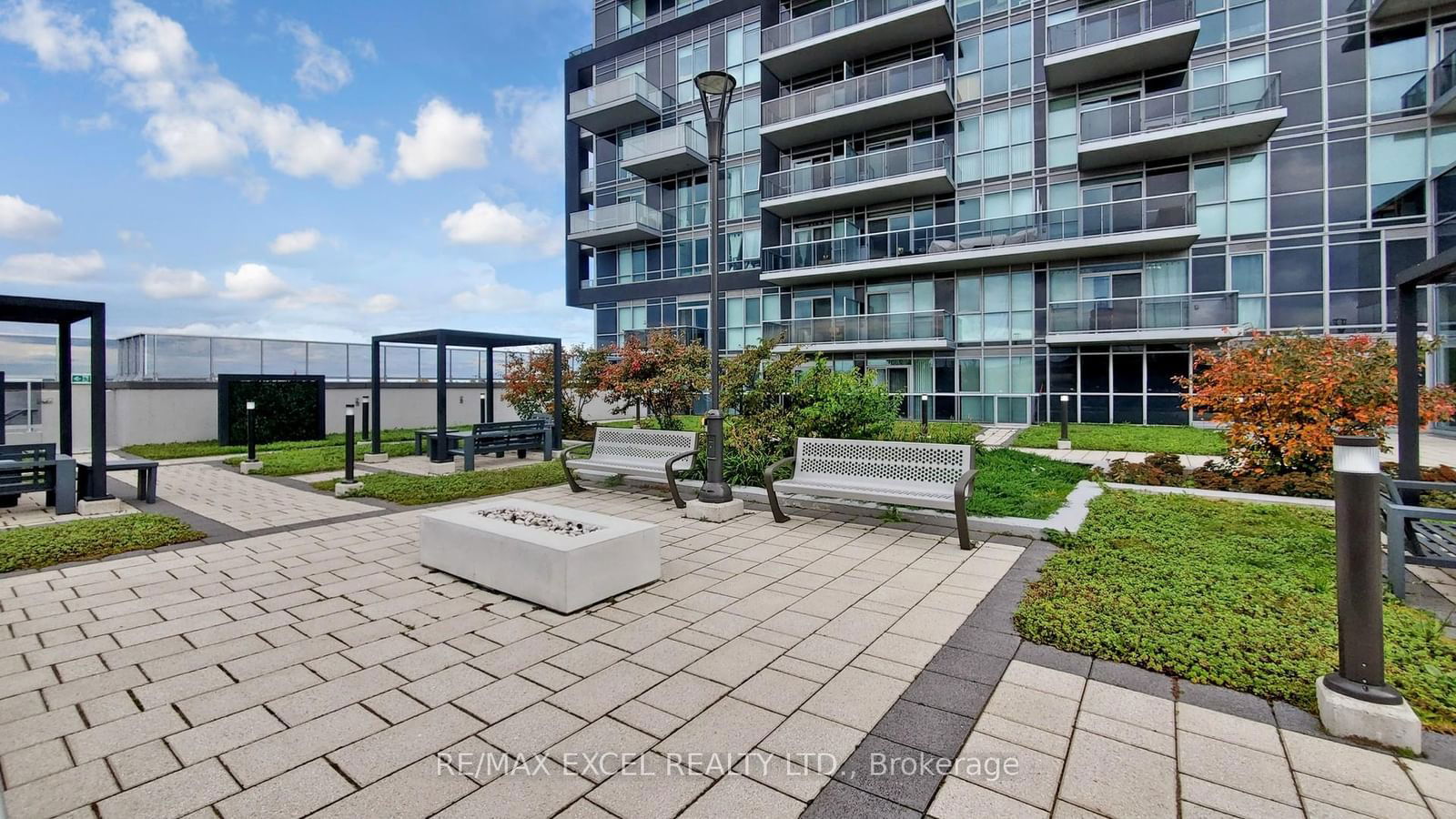 2087 Fairview St, unit 1606 for sale