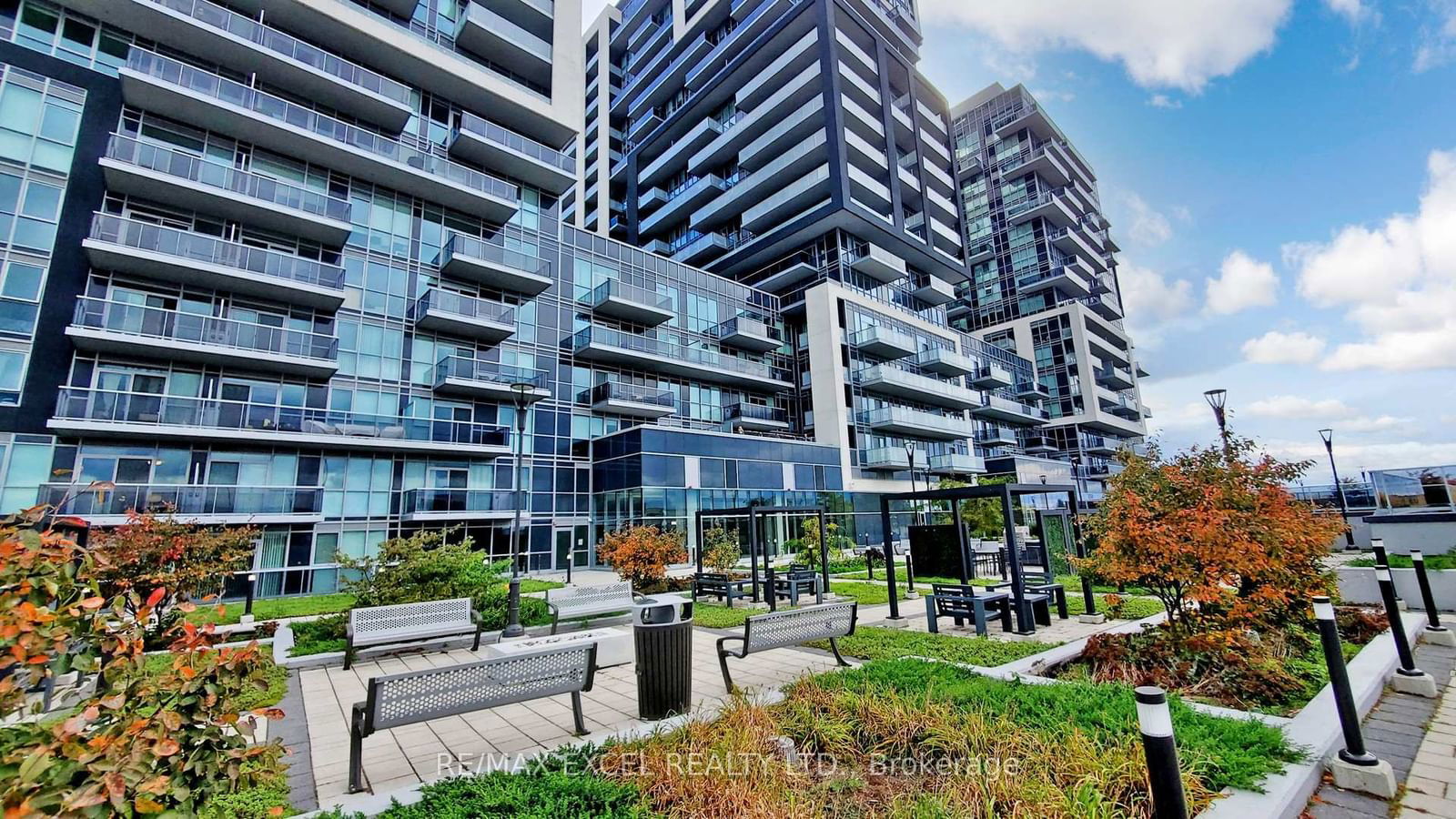 2087 Fairview St, unit 1606 for sale - image #39