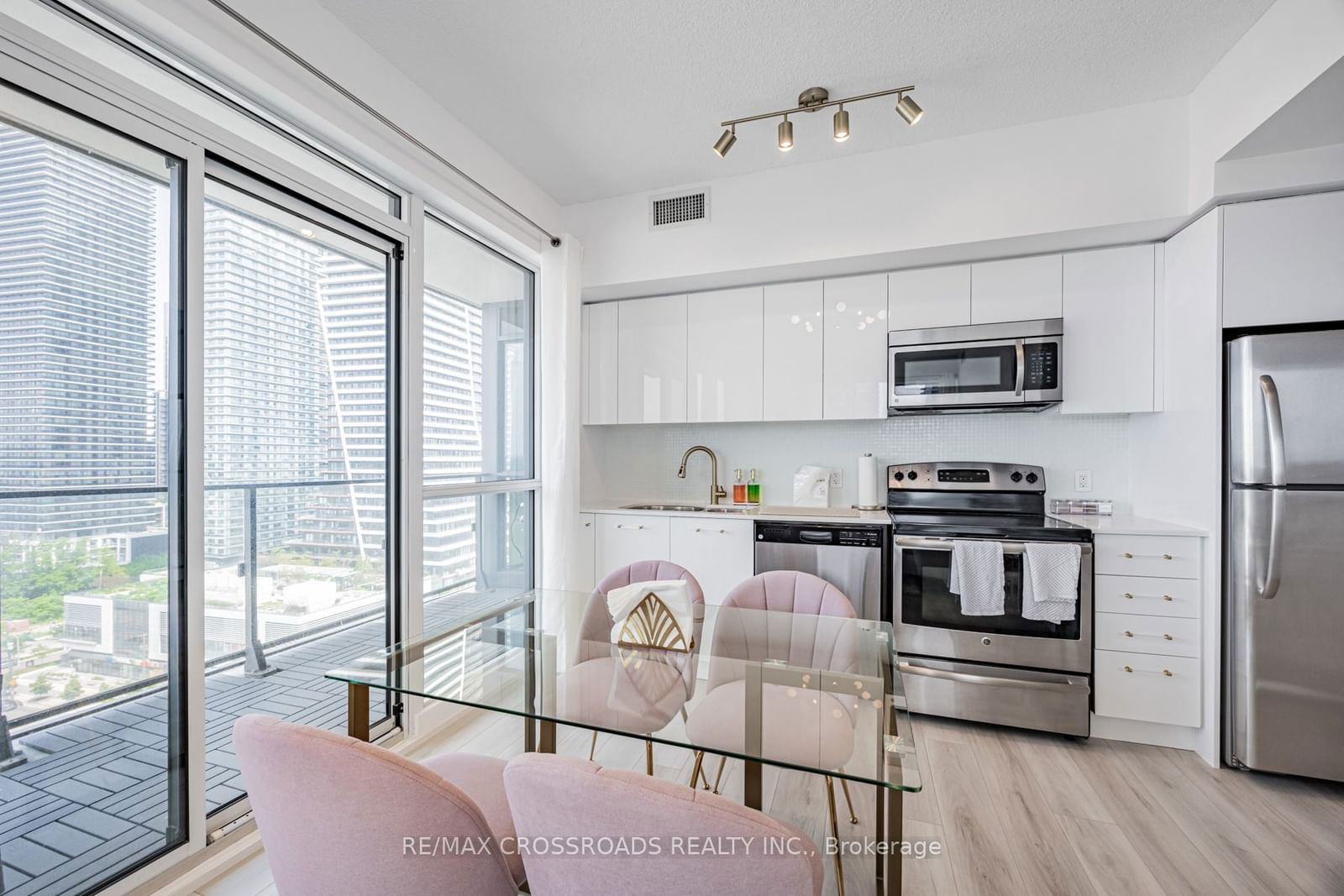 2200 Lake Shore Blvd W, unit 1907 for sale - image #10