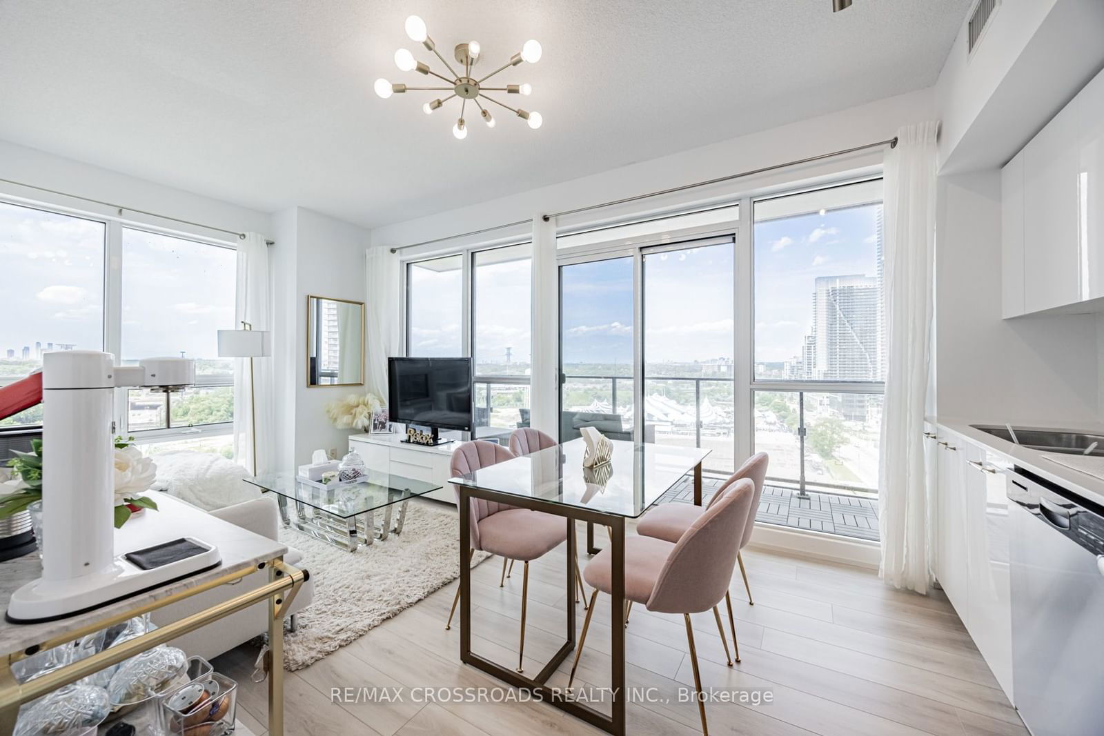 2200 Lake Shore Blvd W, unit 1907 for sale - image #6