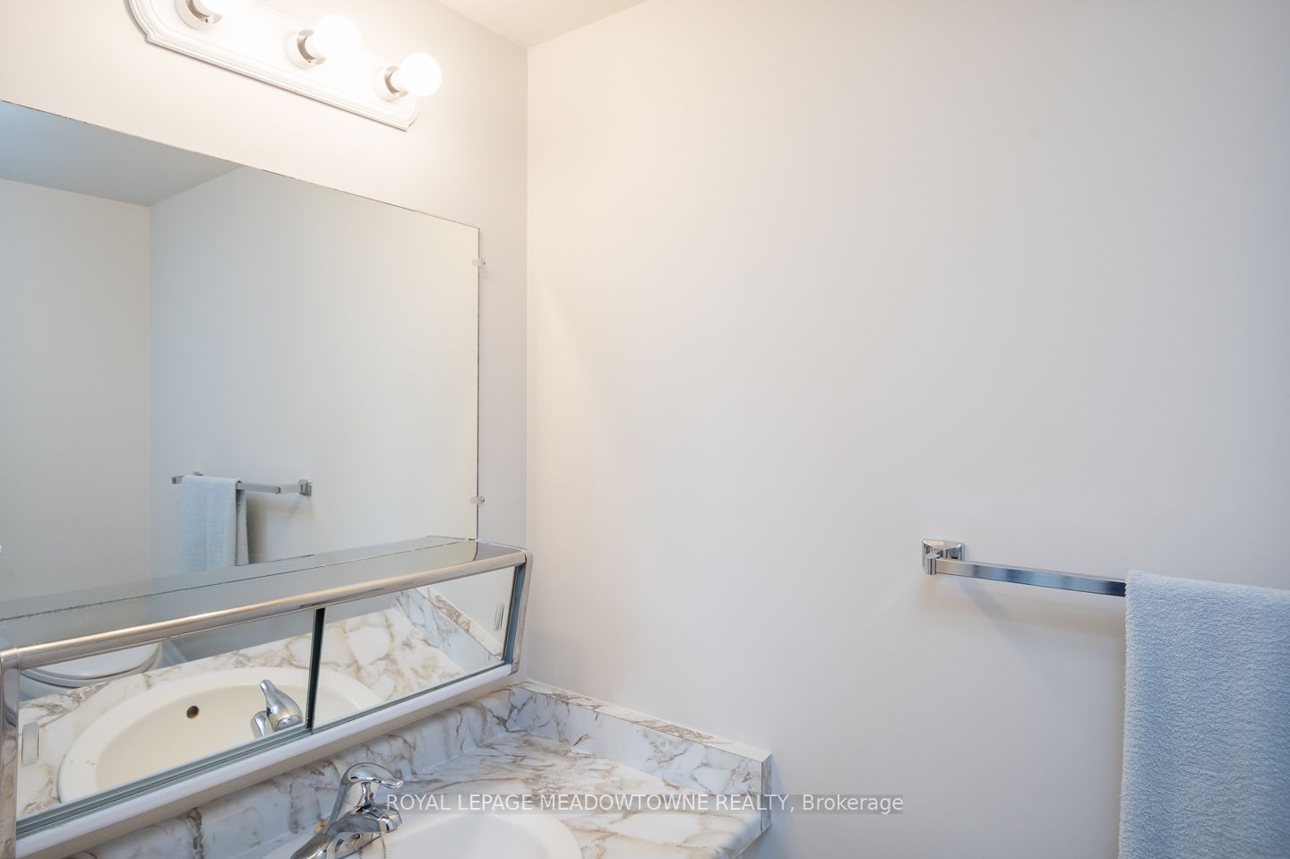 2929 Aquitaine Ave, unit 914 for sale - image #19