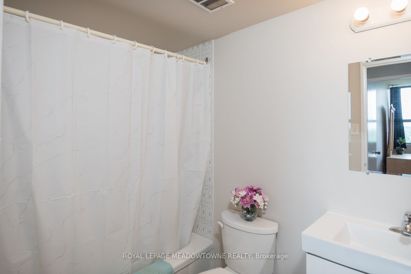 2929 Aquitaine Ave, unit 914 for sale - image #22