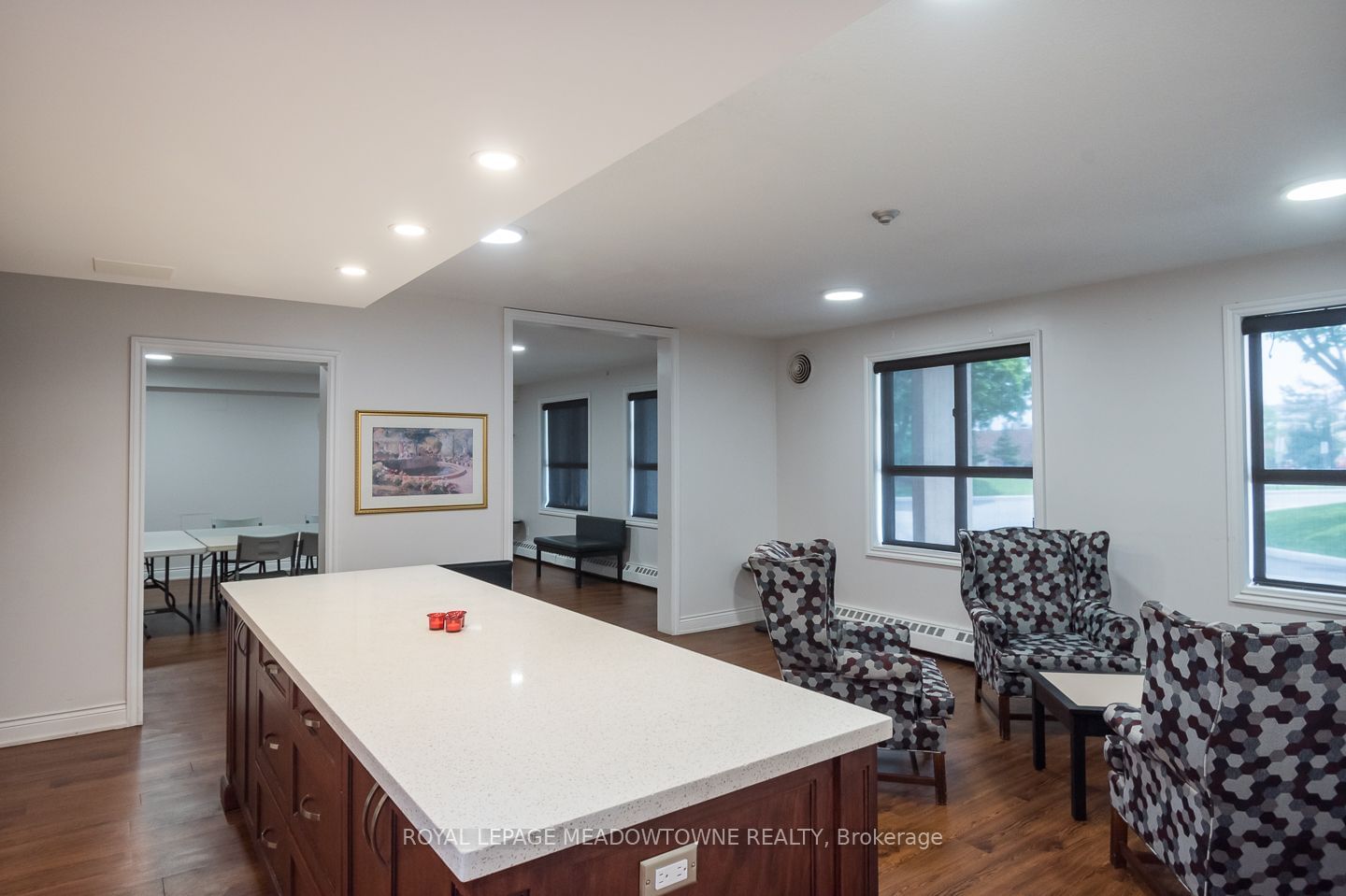 2929 Aquitaine Ave, unit 914 for sale - image #35