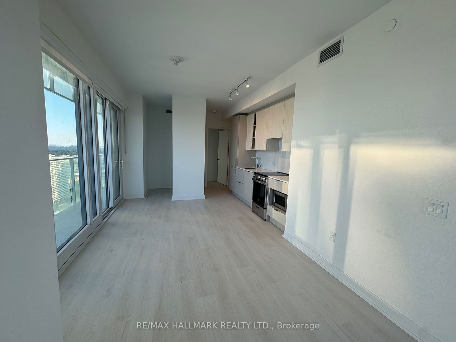 3900 Confederation Pkwy, unit 2903 for sale - image #5