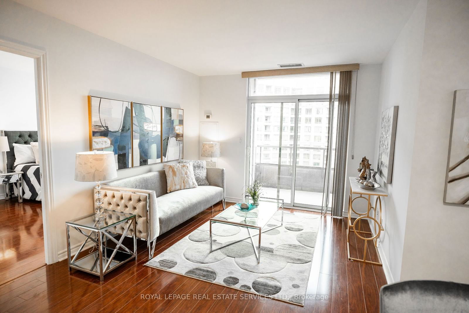 3888 Duke of York Blvd, unit 2831 for sale