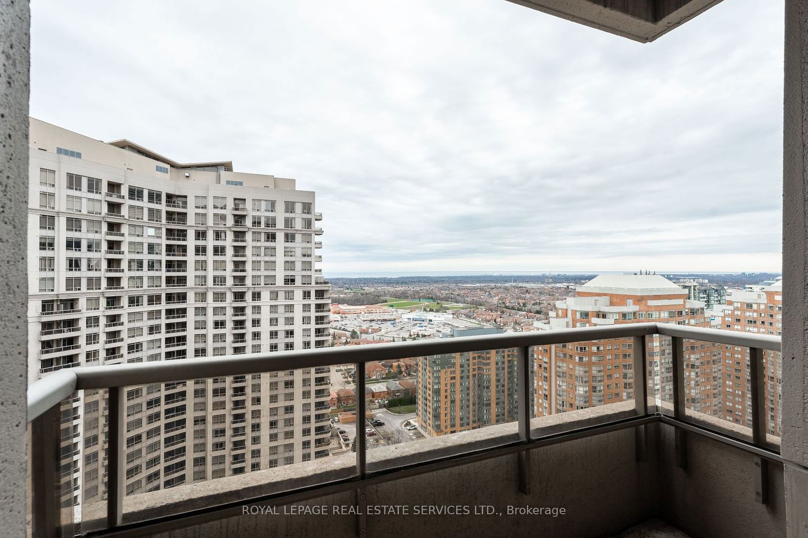 3888 Duke of York Blvd, unit 2831 for sale - image #37