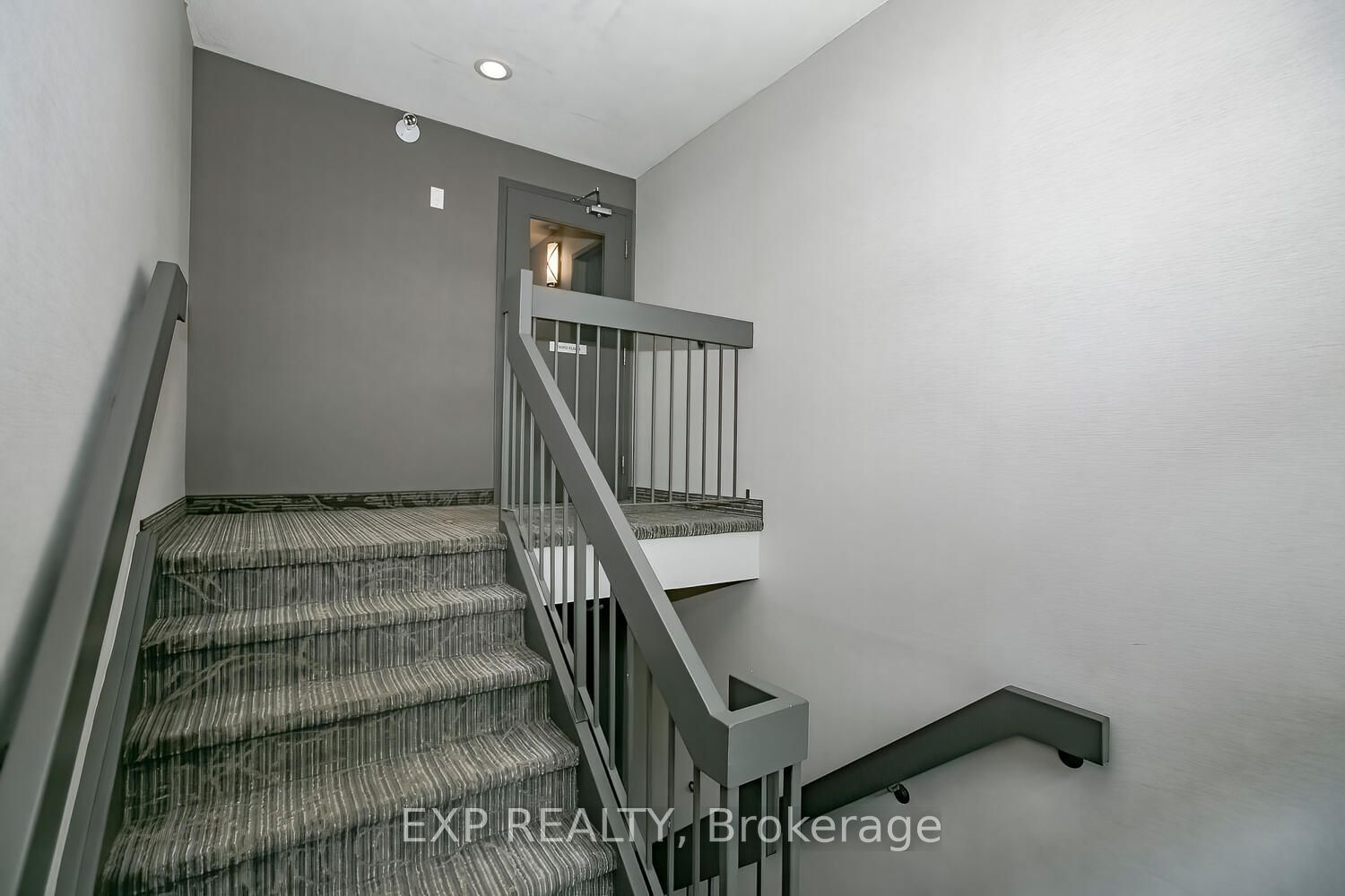 1504 Pilgrims Way, unit 1031 for sale - image #3