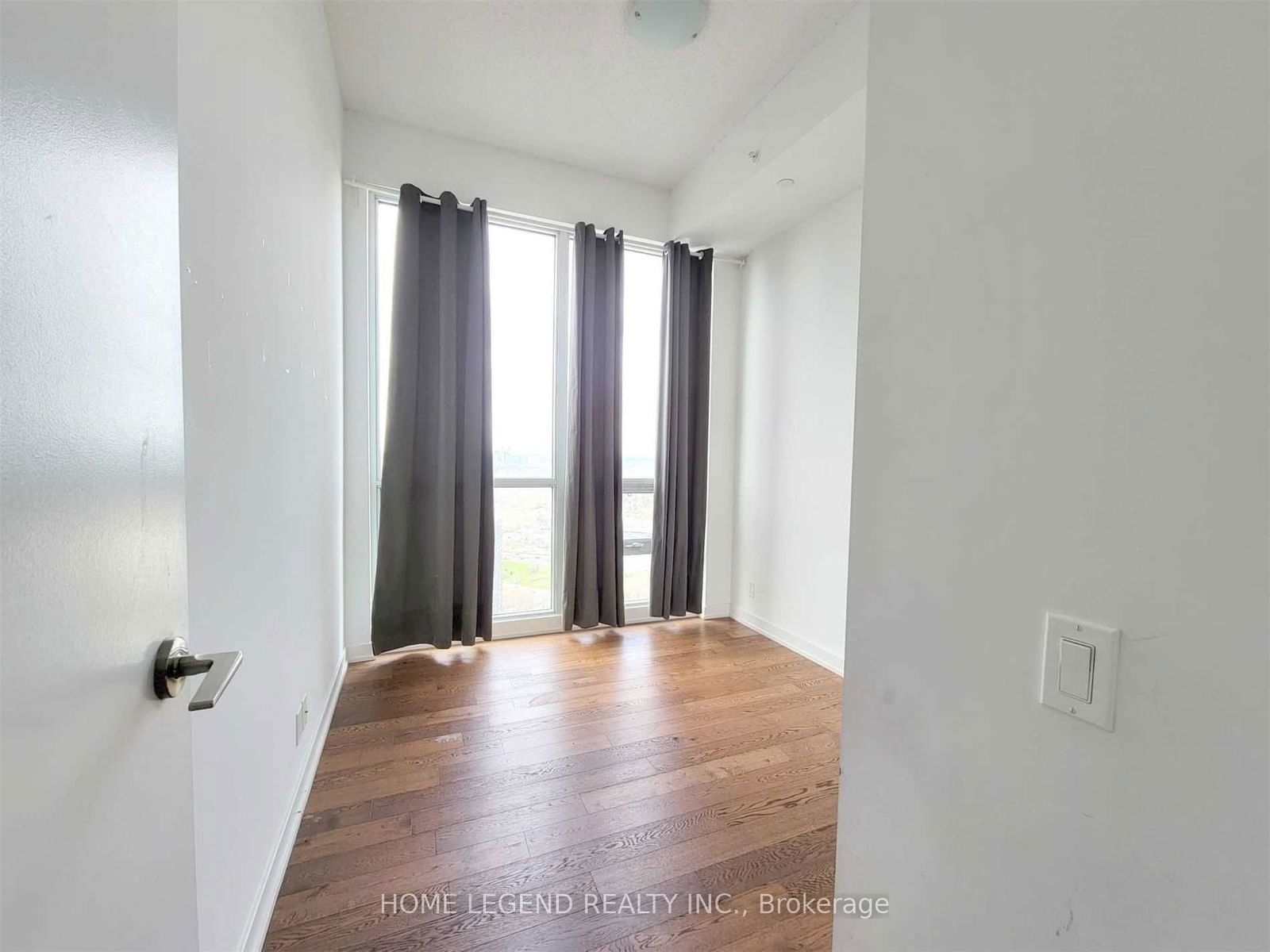 2200 Lakeshore Blvd W, unit Uph 04 for rent - image #7