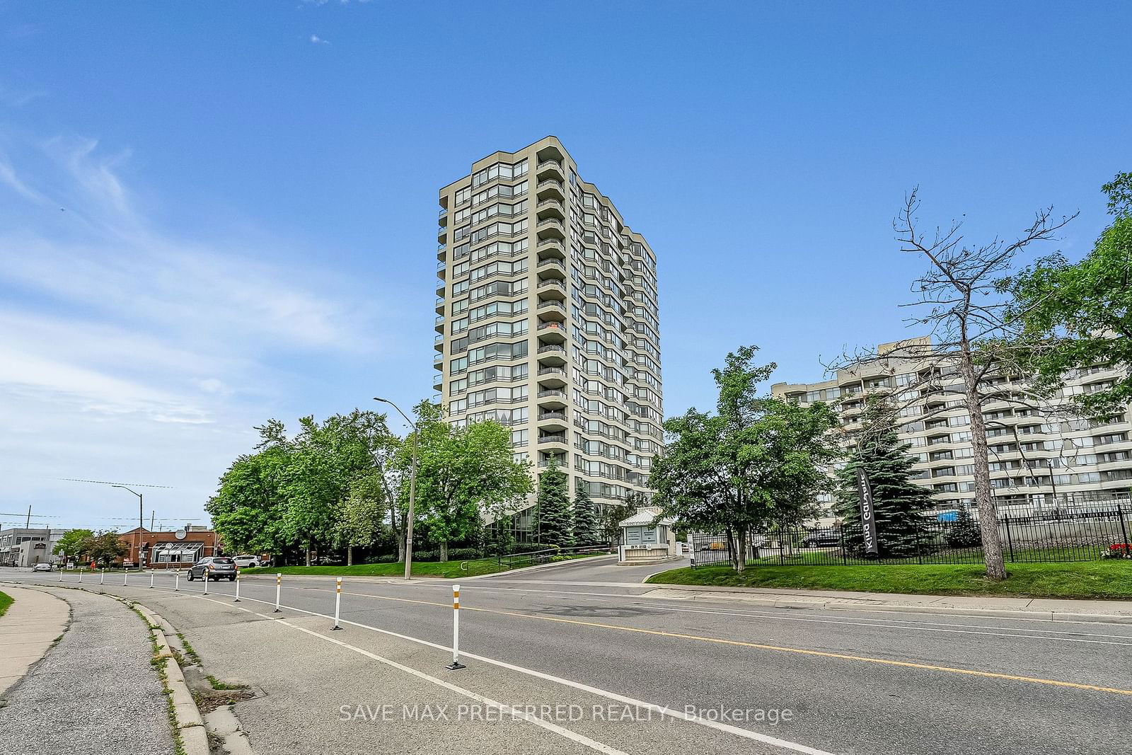 75 King St E, unit 1805 for sale - image #3