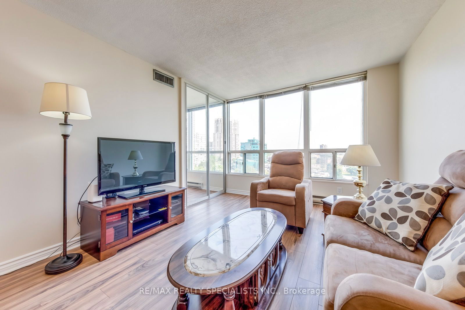 4460 Tucana Crt W, unit 802 for sale - image #13