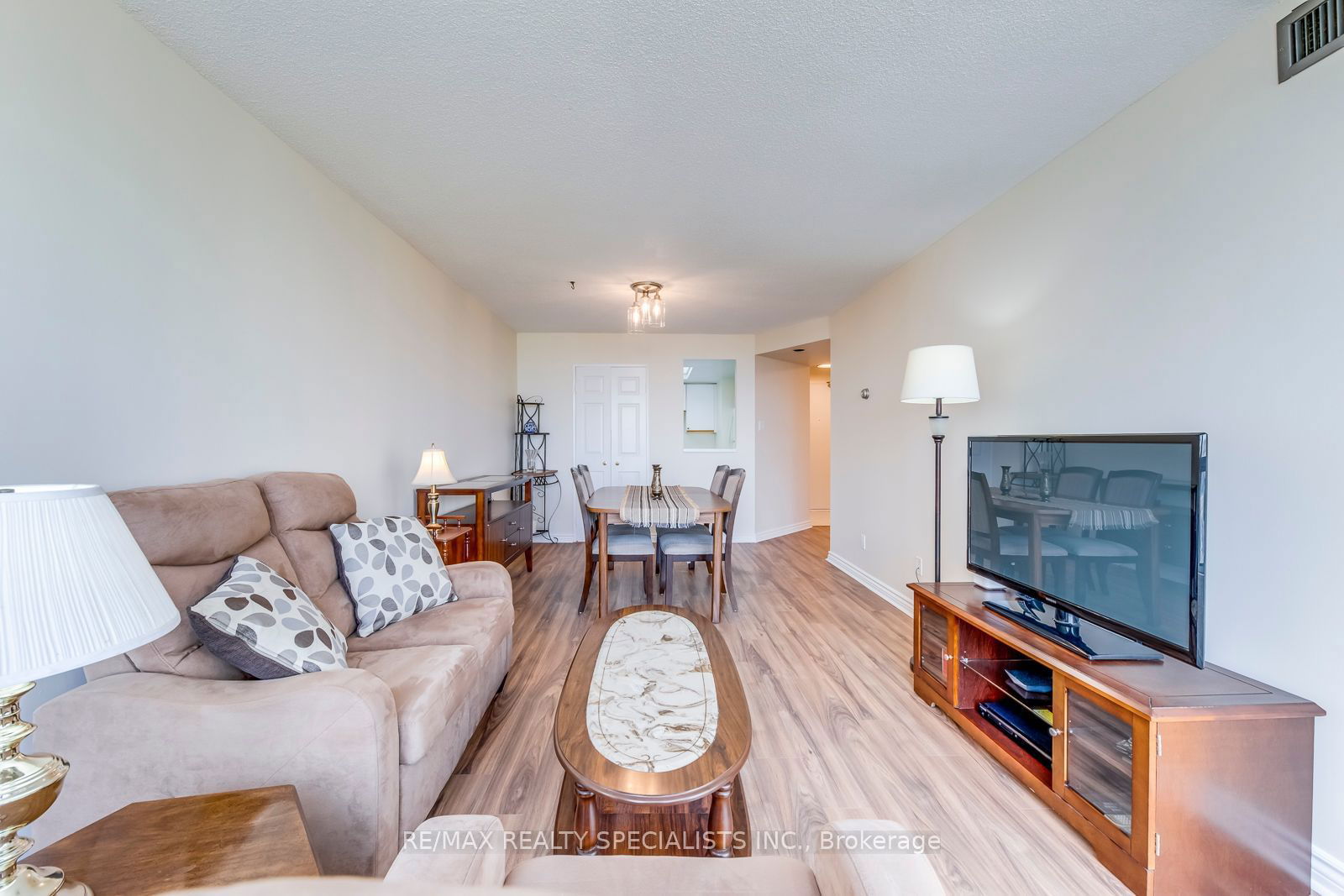 4460 Tucana Crt W, unit 802 for sale - image #16