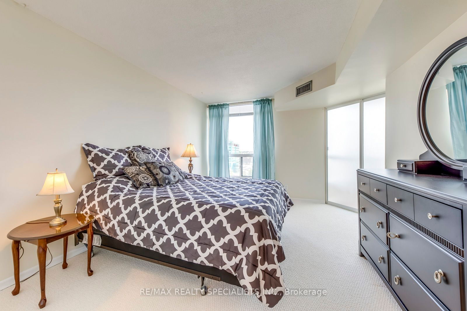 4460 Tucana Crt W, unit 802 for sale - image #25