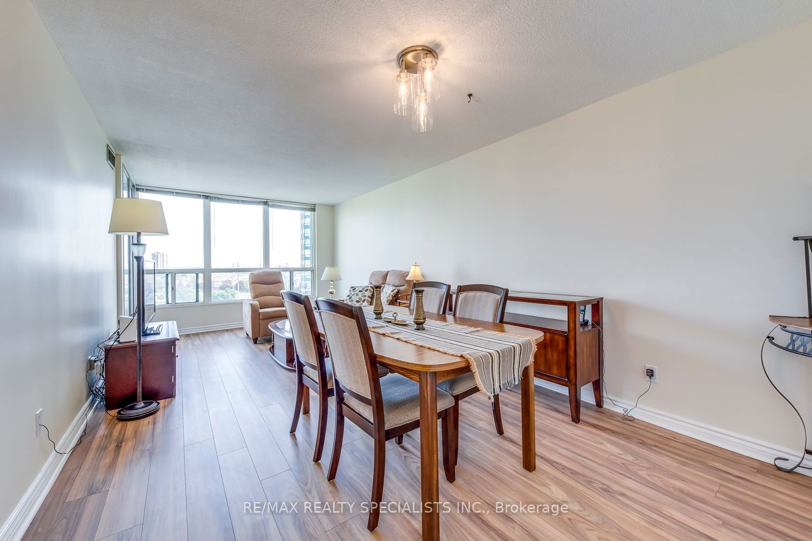 4460 Tucana Crt W, unit 802 for sale - image #8