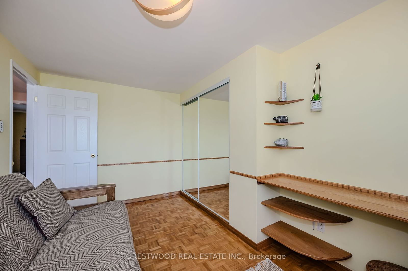 400 Bloor St, unit 28 for sale - image #19