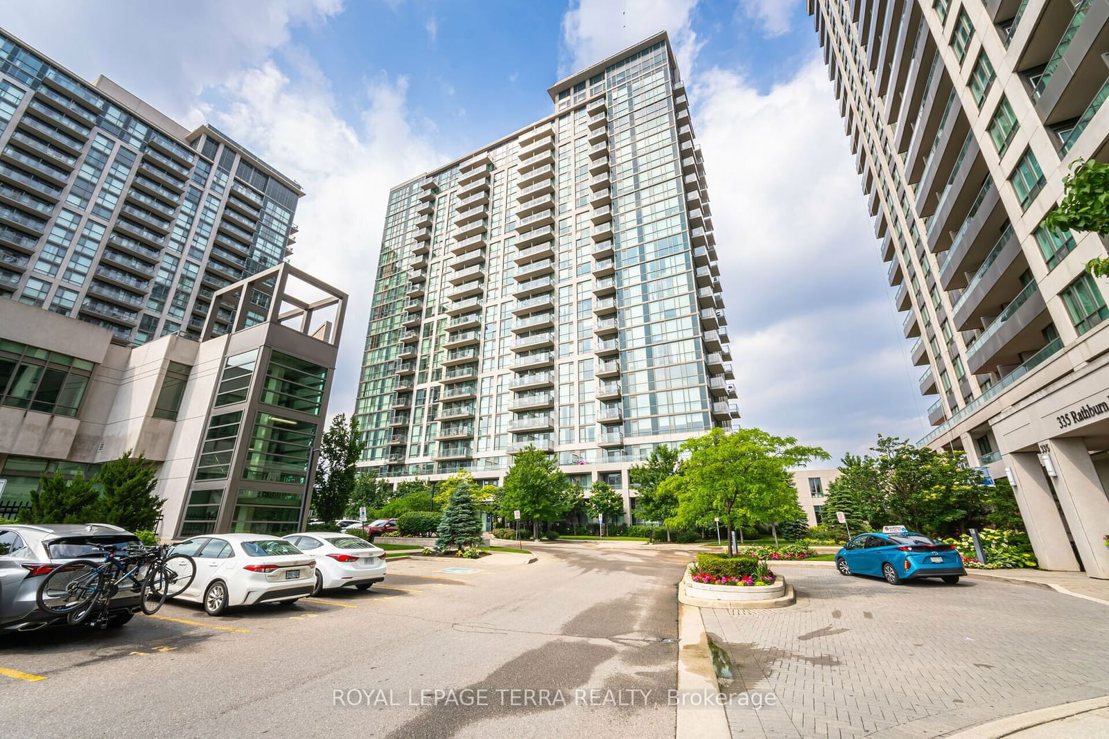 339 Rathburn Rd W, unit 1701 for sale