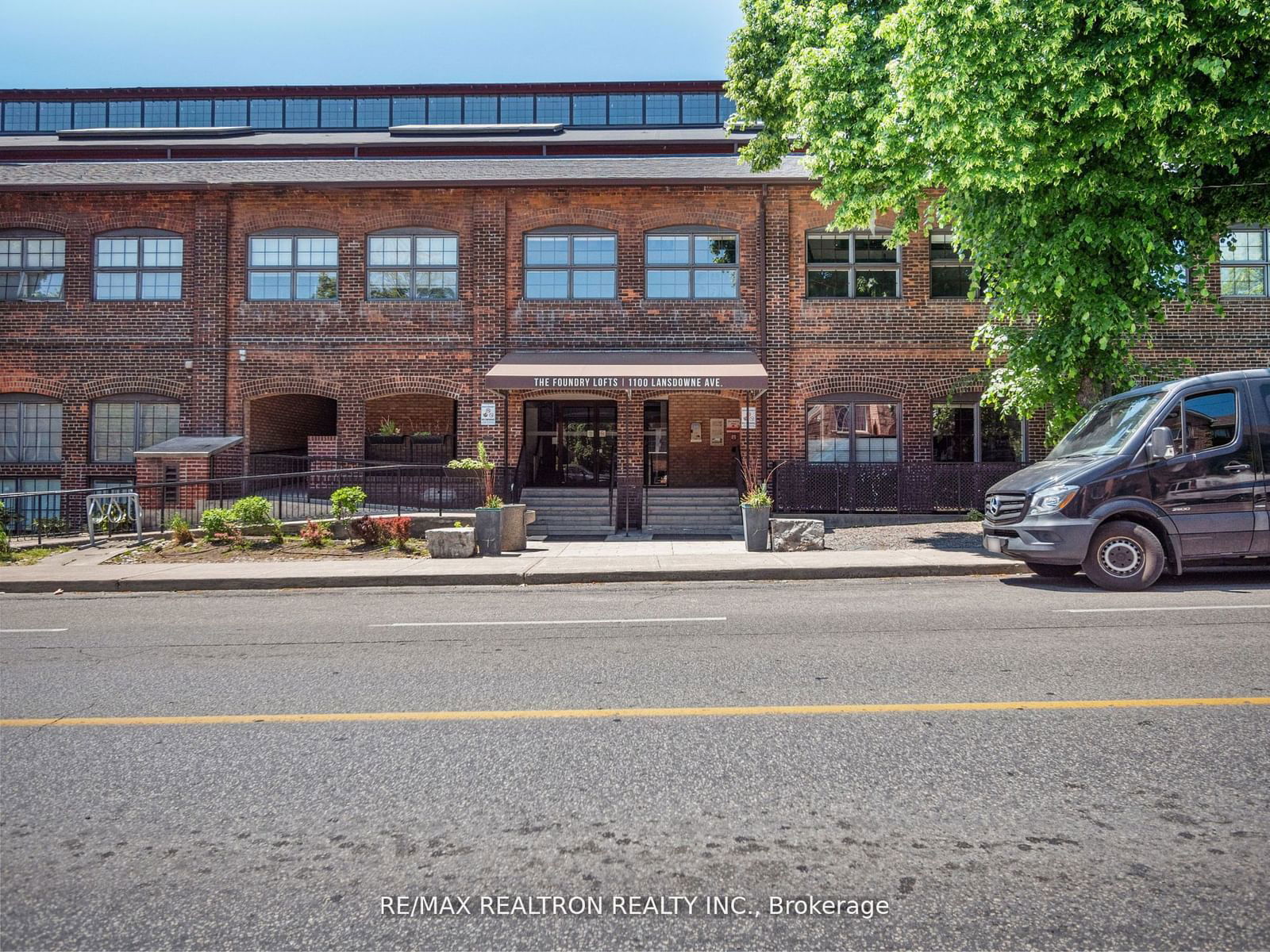 1100 Lansdowne Ave, unit 303 for sale