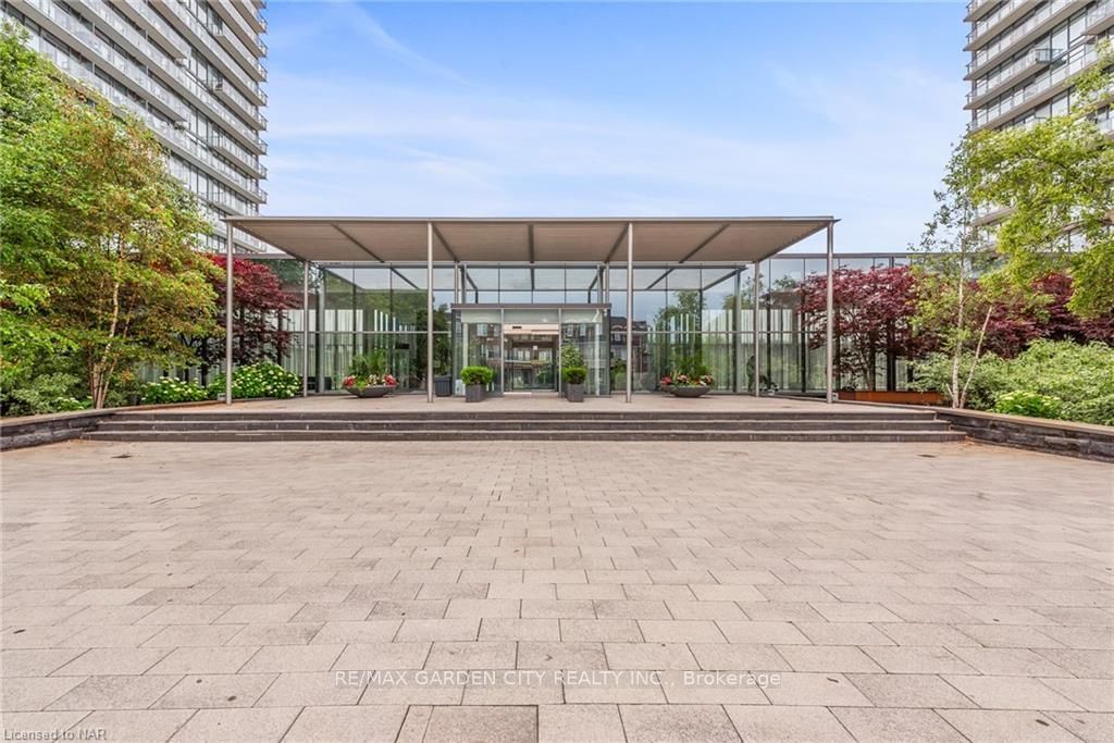 103 The QUEENSWAY, unit #405 for sale - image #2