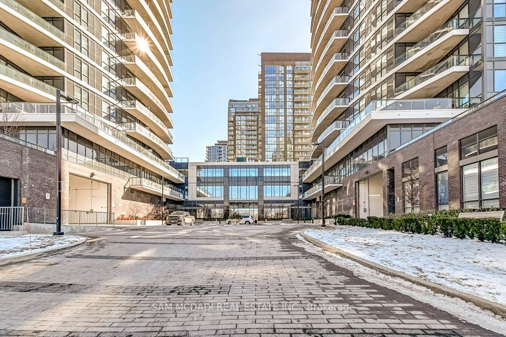 35 Watergarden Dr, unit 413 for sale - image #1