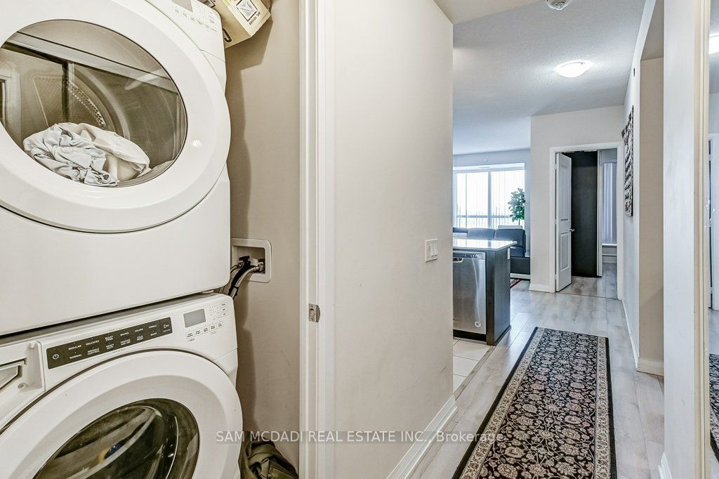 35 Watergarden Dr, unit 413 for sale - image #7