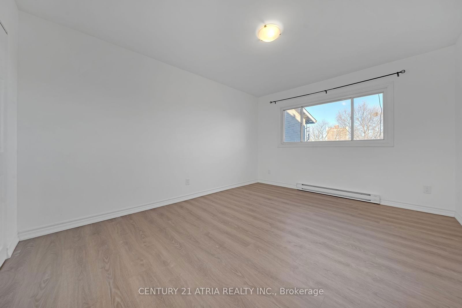 73 Driftwood Ave, unit 18 for sale - image #14