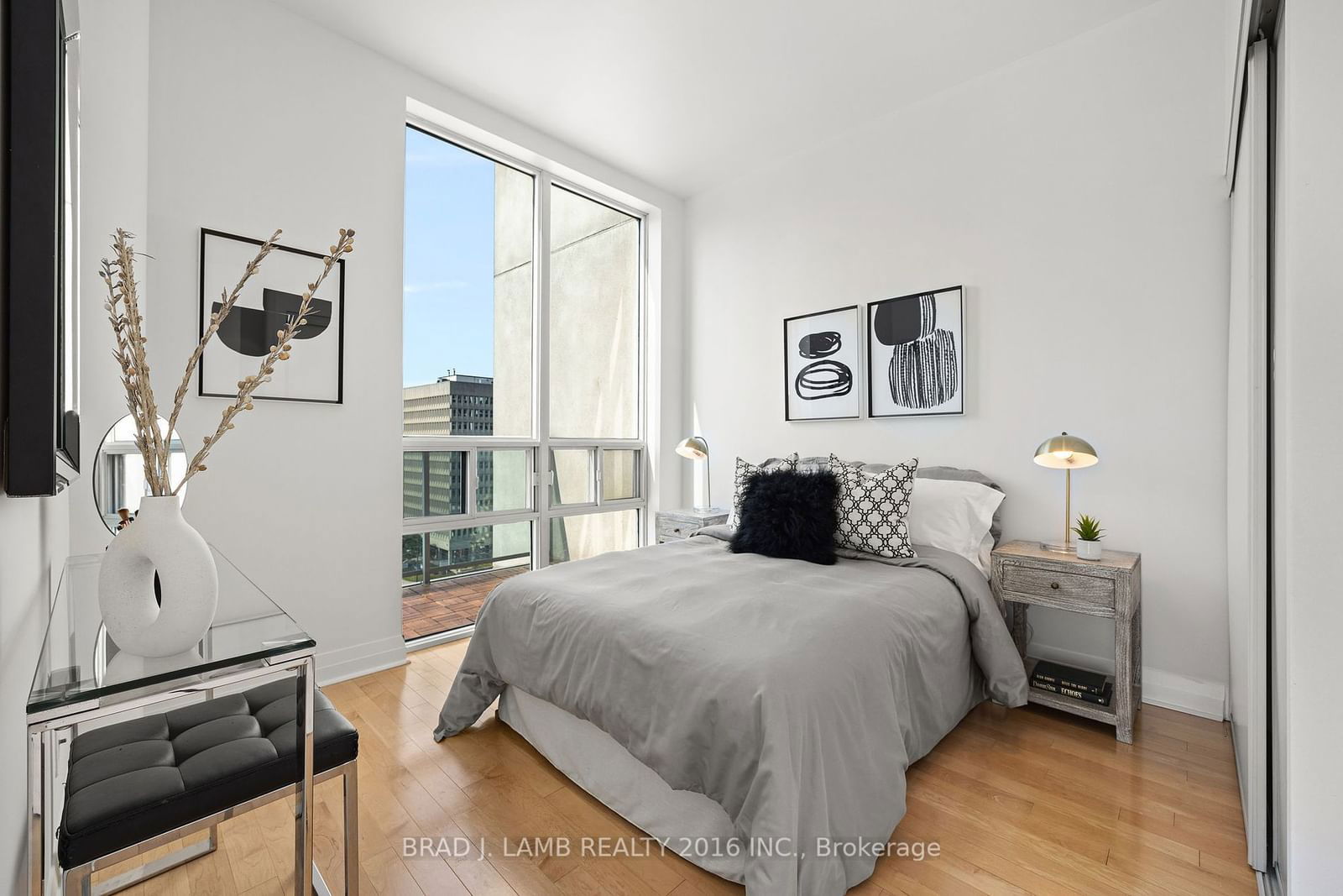 3391 Bloor St W, unit 1103 for sale - image #11