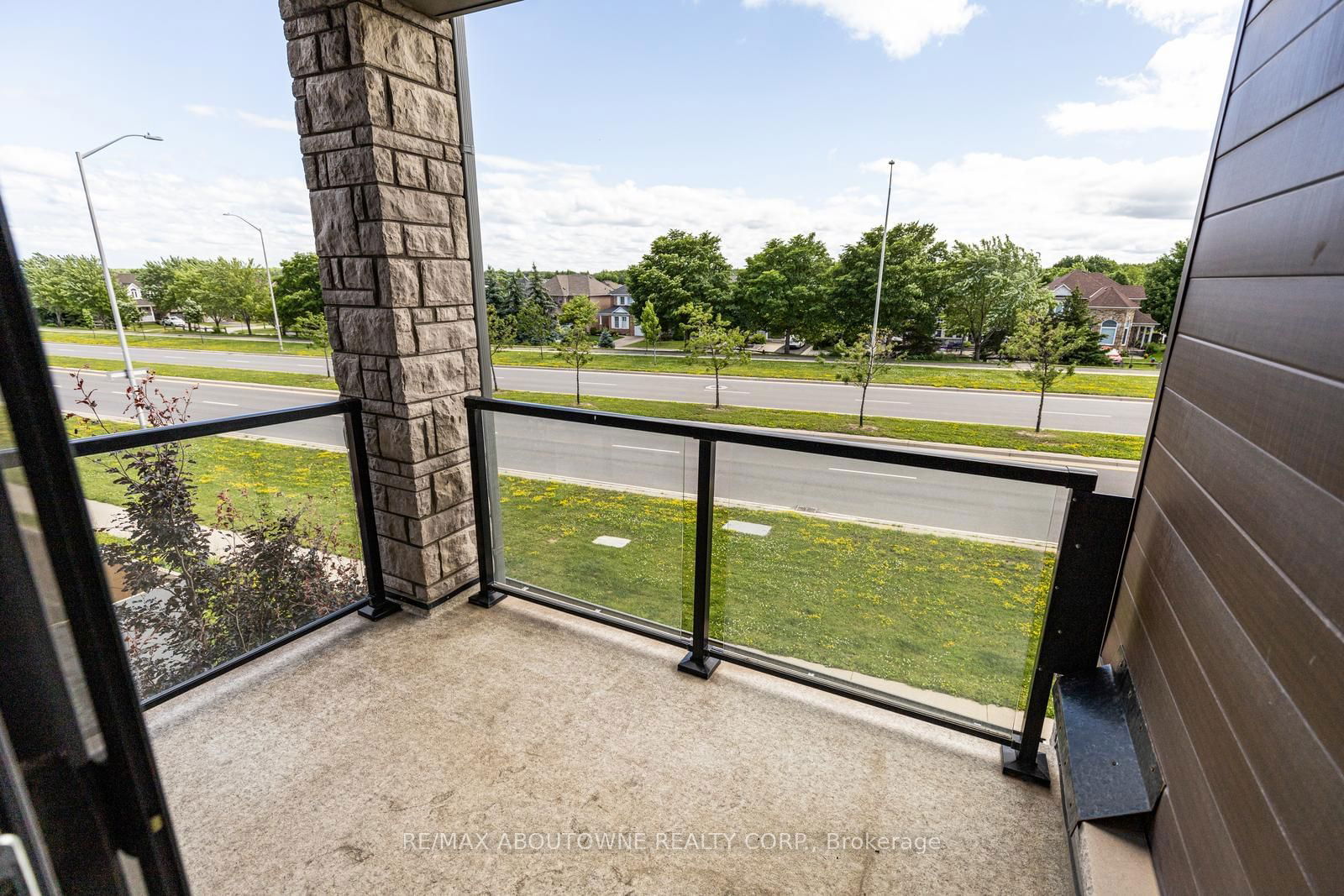 2375 Bronte Rd, unit 113 for sale - image #21