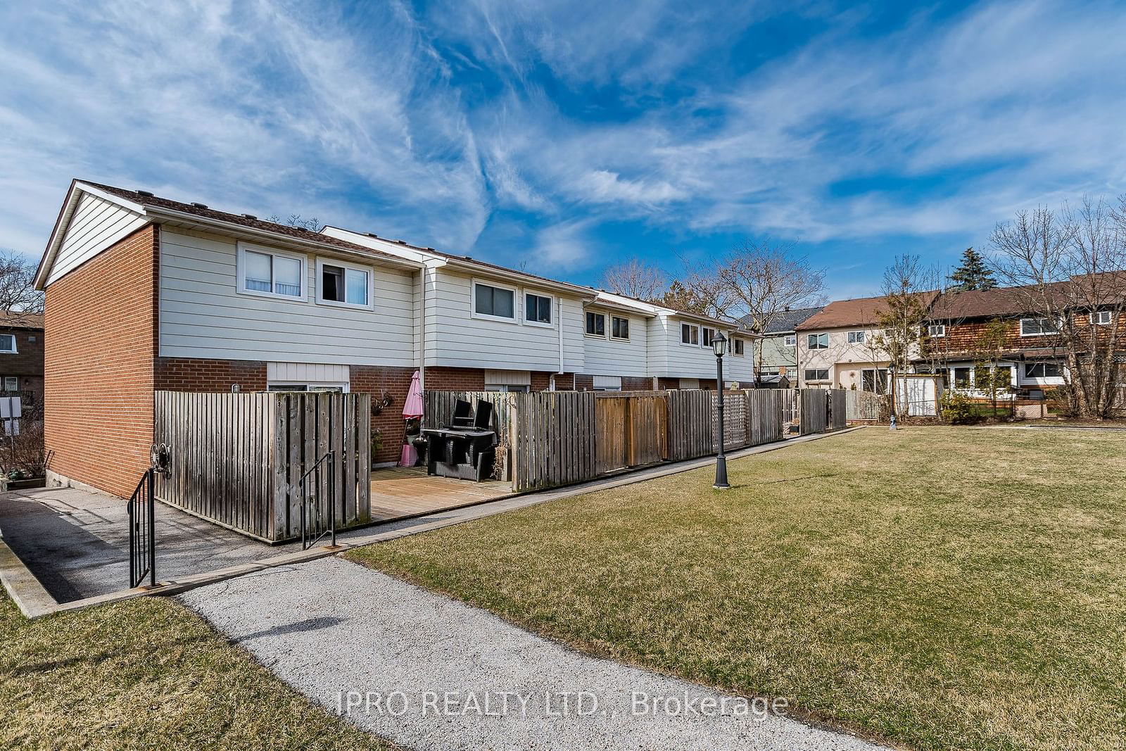 Sarah Lane Townhomes, Oakville, Toronto