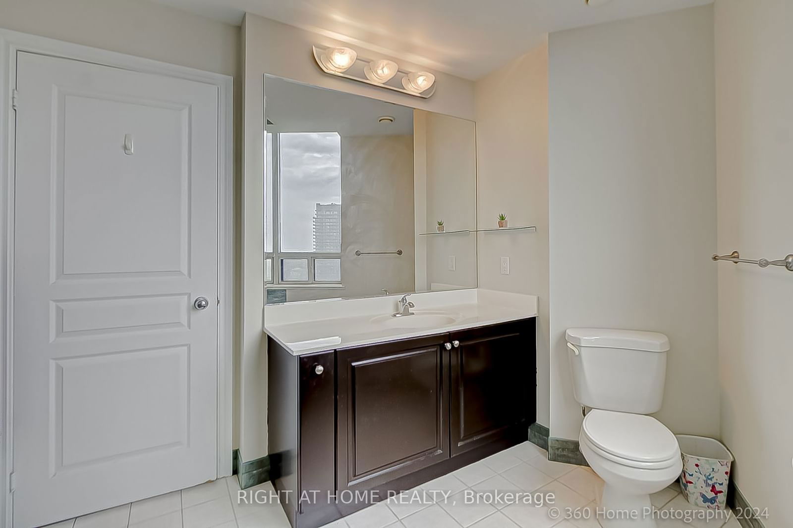 1 Belvedere Crt, unit PH5 for sale - image #6