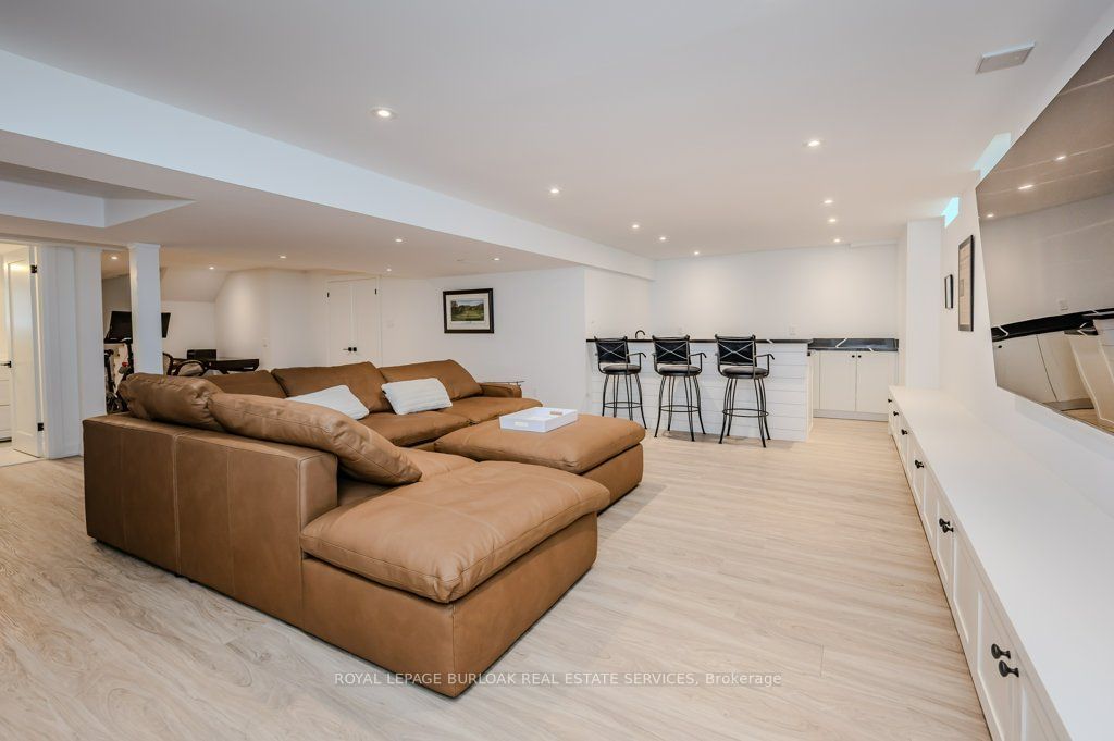 3333 New St, unit 6 for sale - image #21