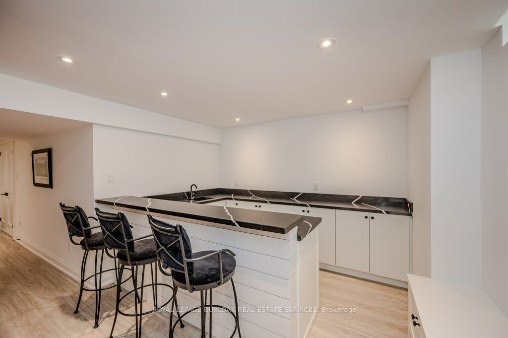 3333 New St, unit 6 for sale - image #22