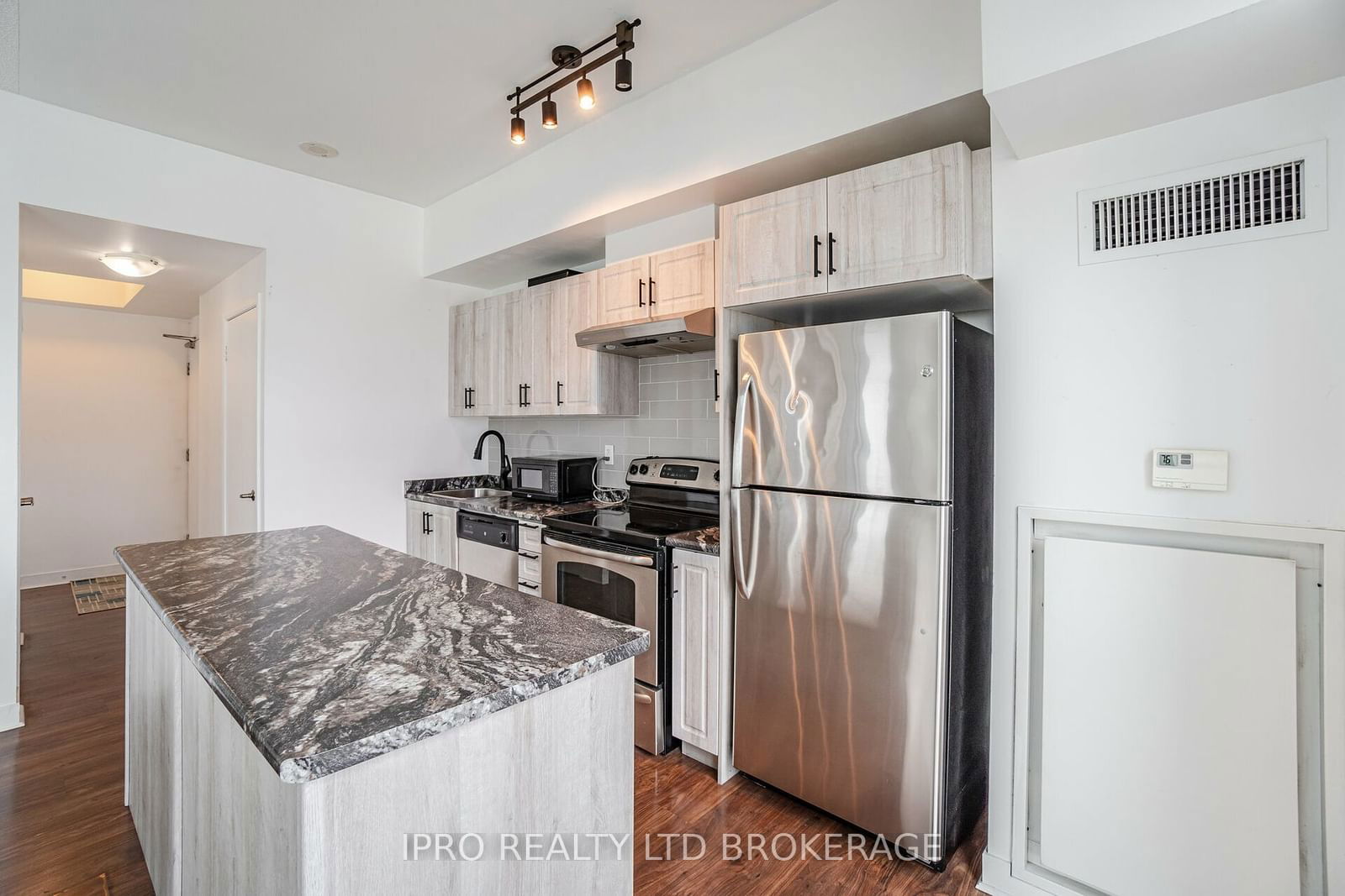 155 Legion Rd, unit Ph-2913 for sale - image #10