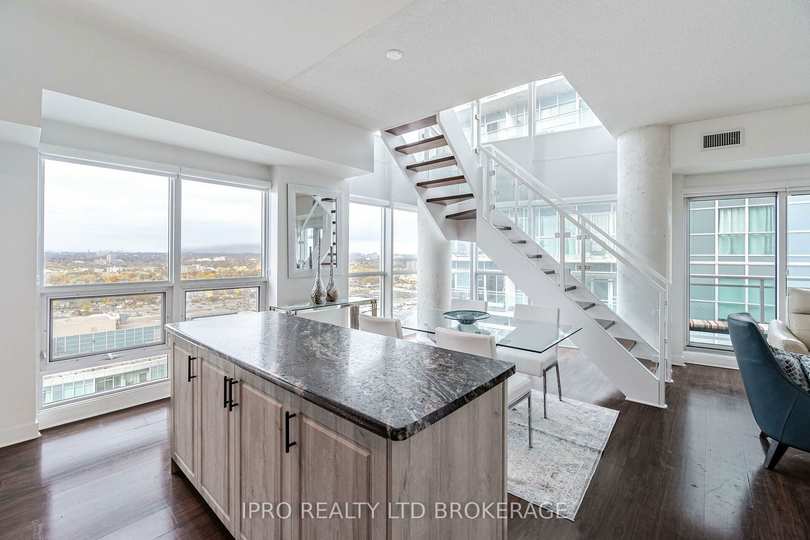 155 Legion Rd, unit Ph-2913 for sale - image #13