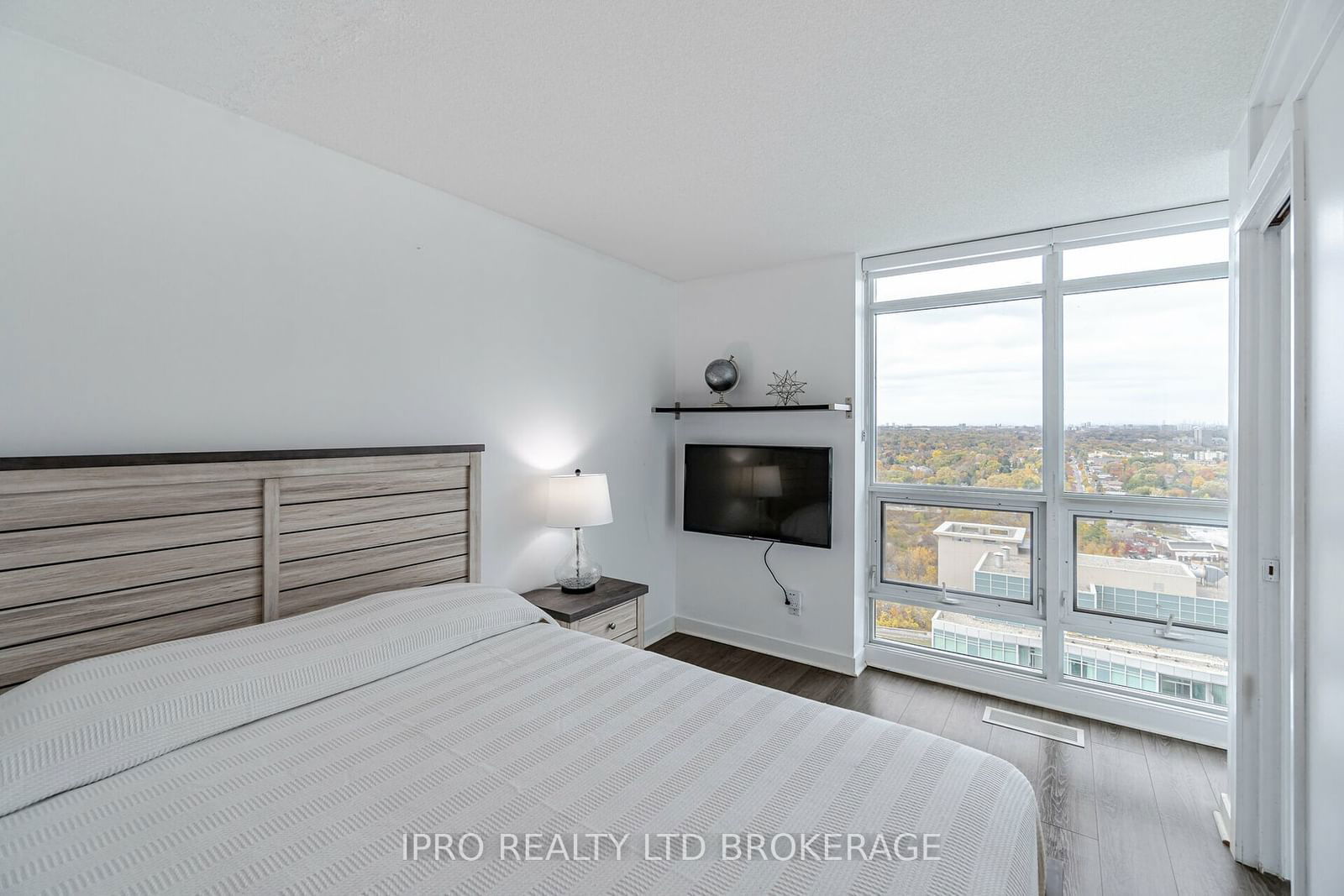 155 Legion Rd, unit Ph-2913 for sale