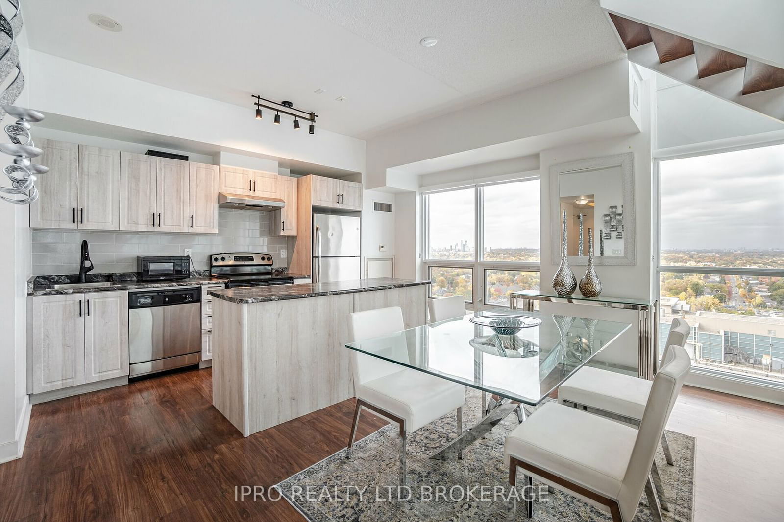 155 Legion Rd, unit Ph-2913 for sale - image #8