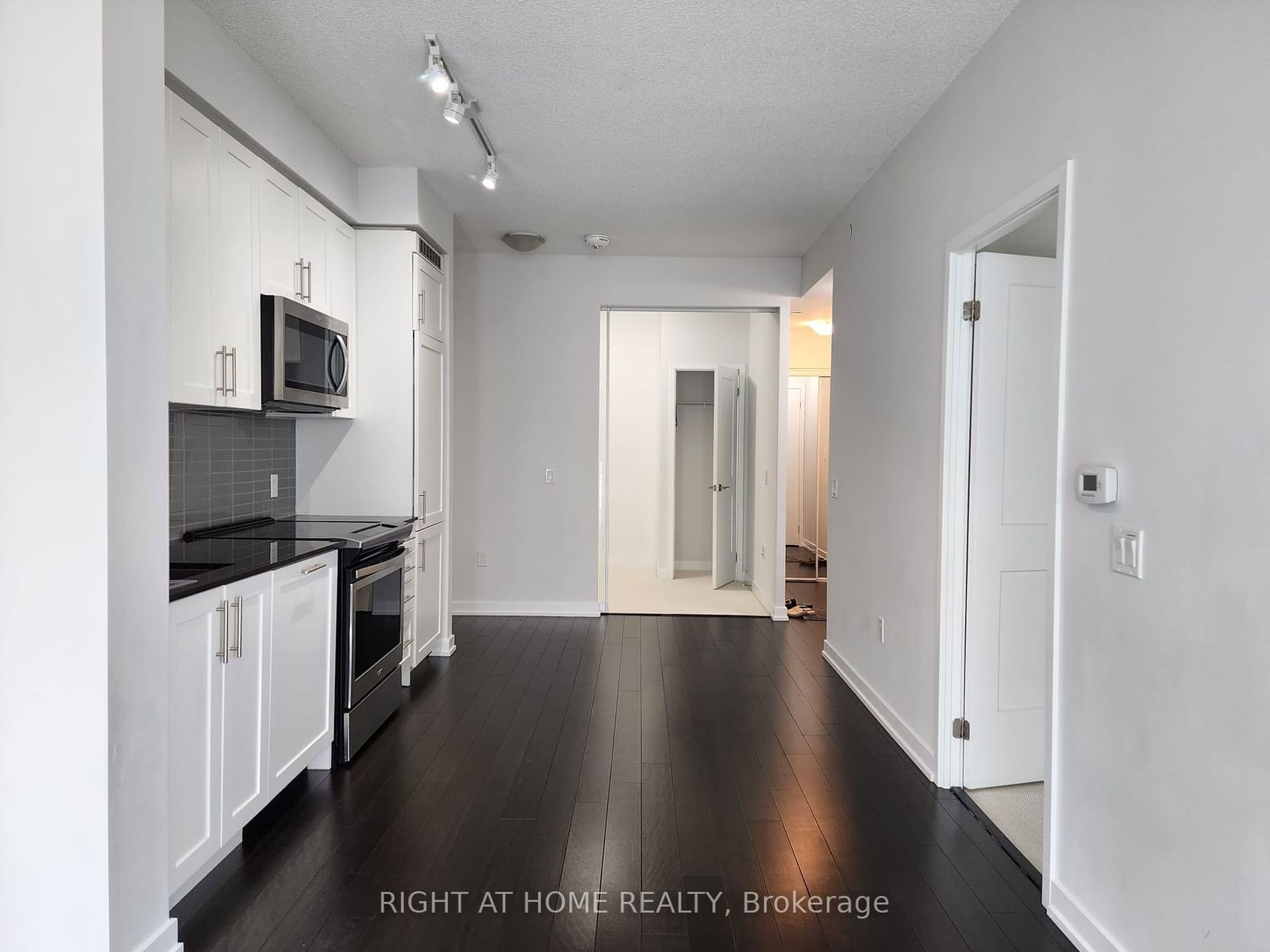 4055 Parkside Village Dr, unit 3116 for rent - image #6