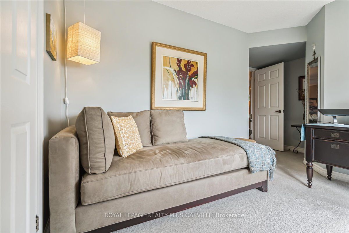 2030 Cleaver Ave, unit 324 for sale - image #27