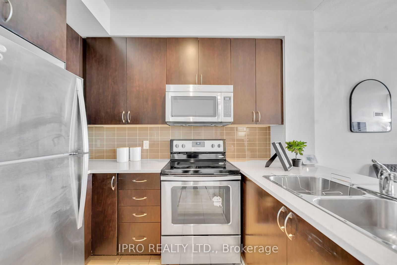 339 Rathburn Rd W, unit 511 for sale - image #11