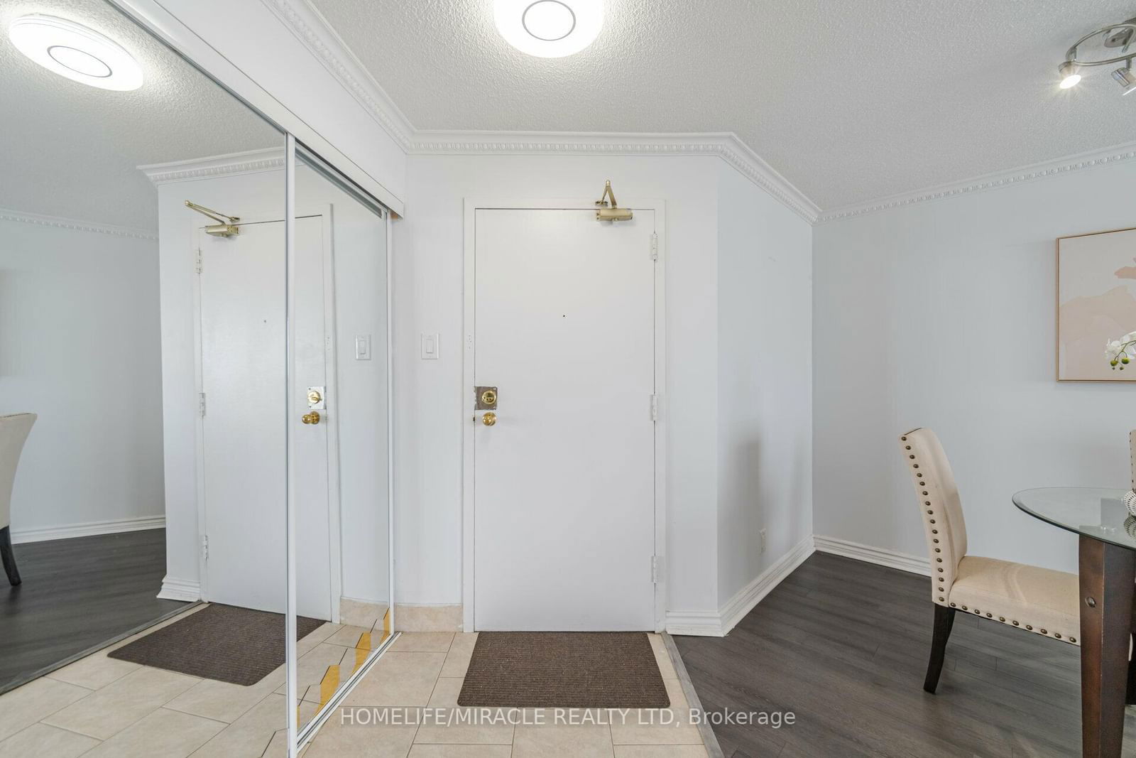 25 Trailwood Dr, unit 1506 for sale - image #8