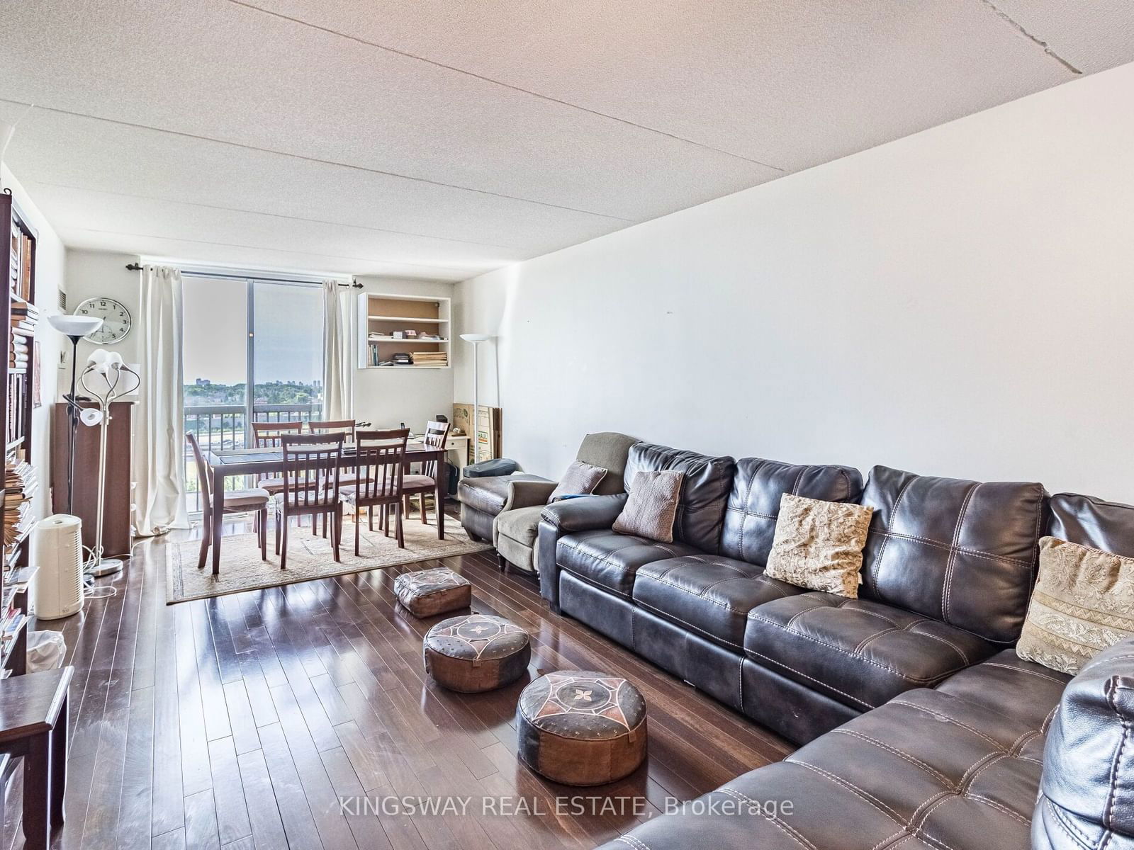 2737 Keele St, unit 809 for sale